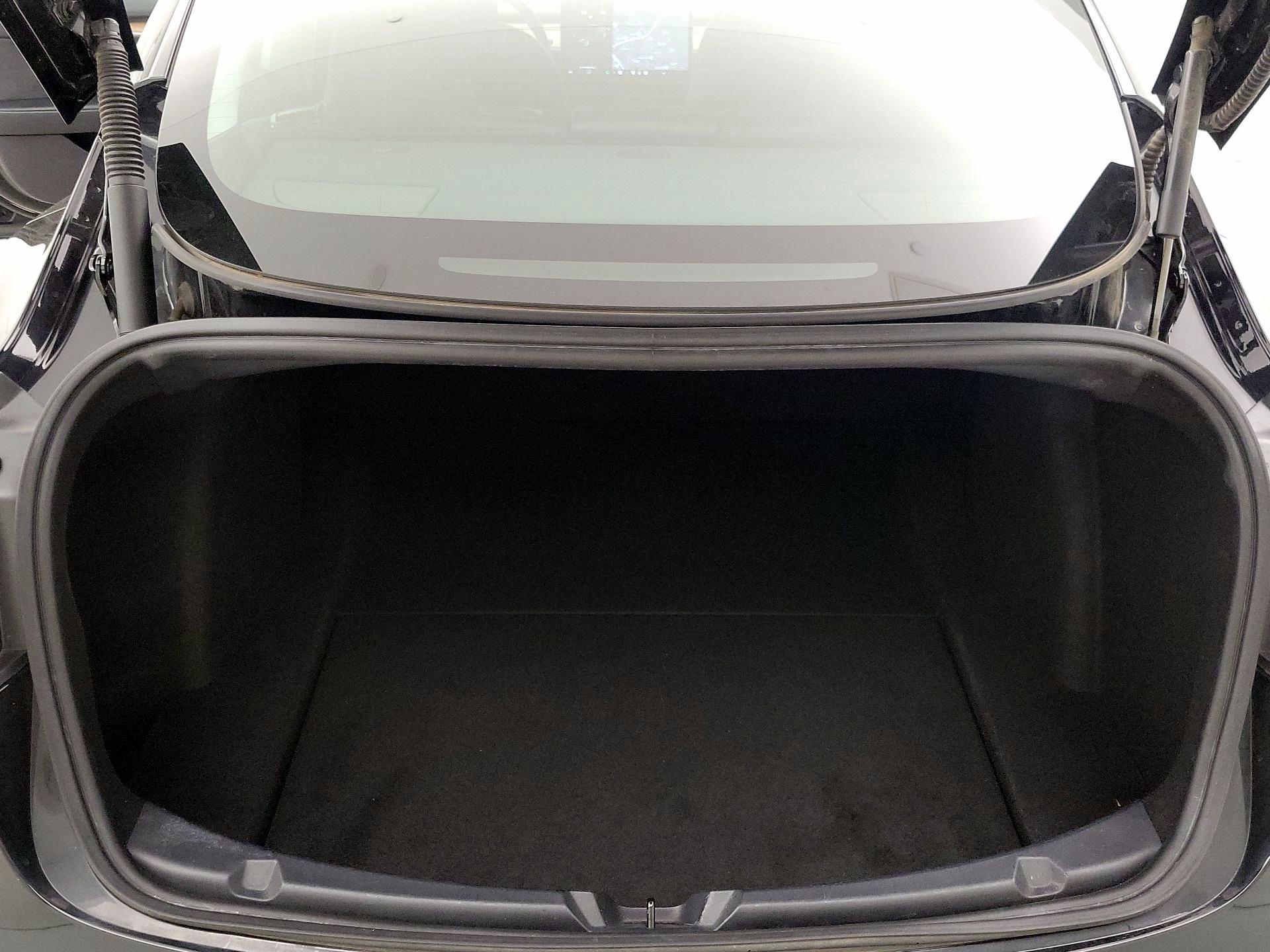 Thumbnail: 2021 Tesla Model 3 - 19