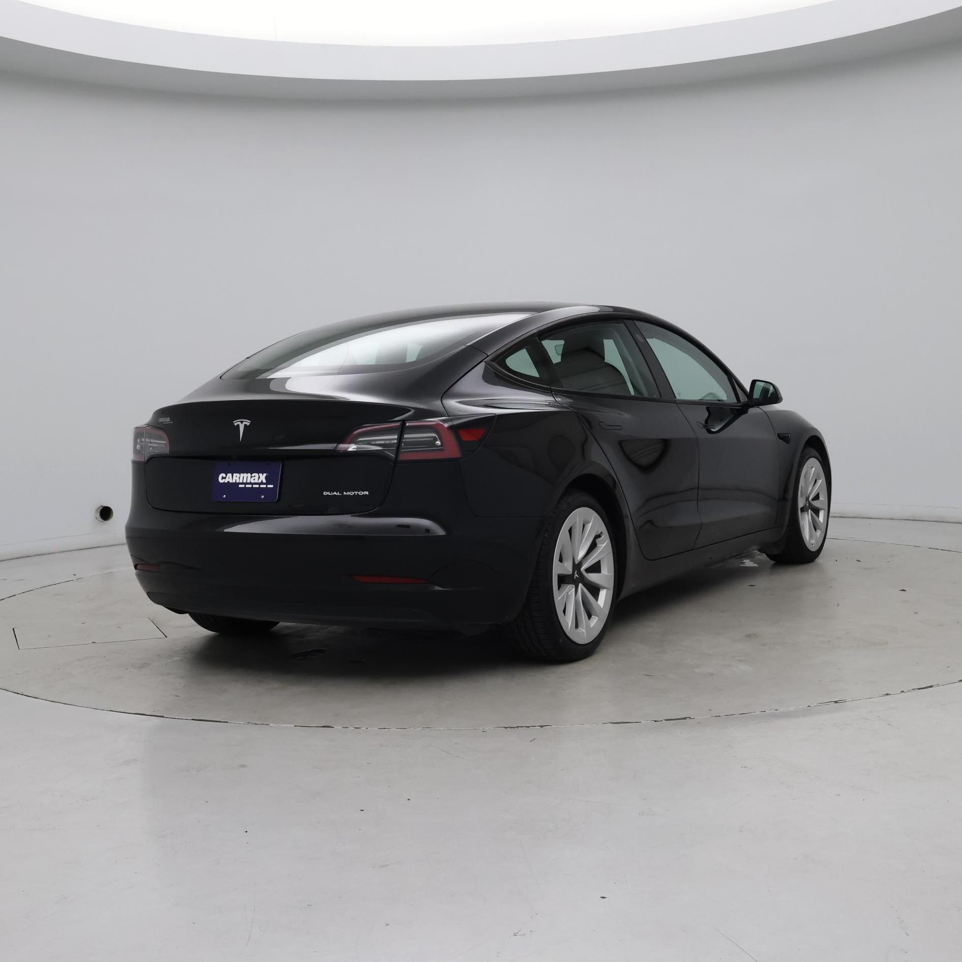 Thumbnail: 2021 Tesla Model 3 - 8