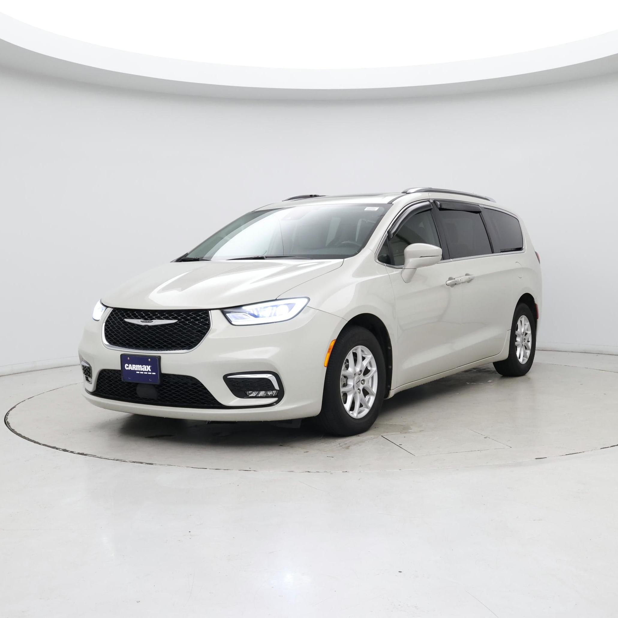 Thumbnail: 2021 Chrysler Pacifica - 4