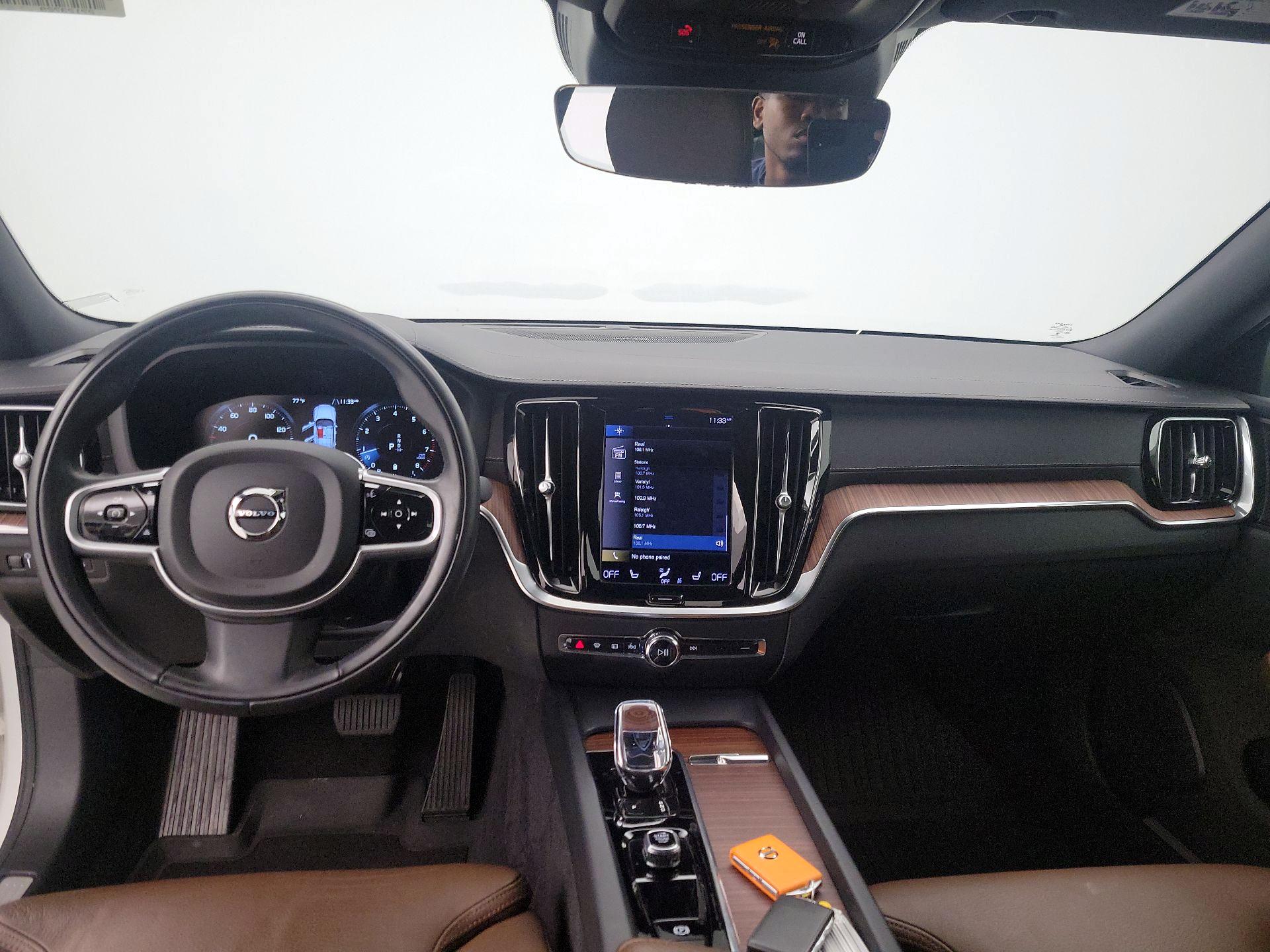 Thumbnail: 2022 Volvo S60 - 9