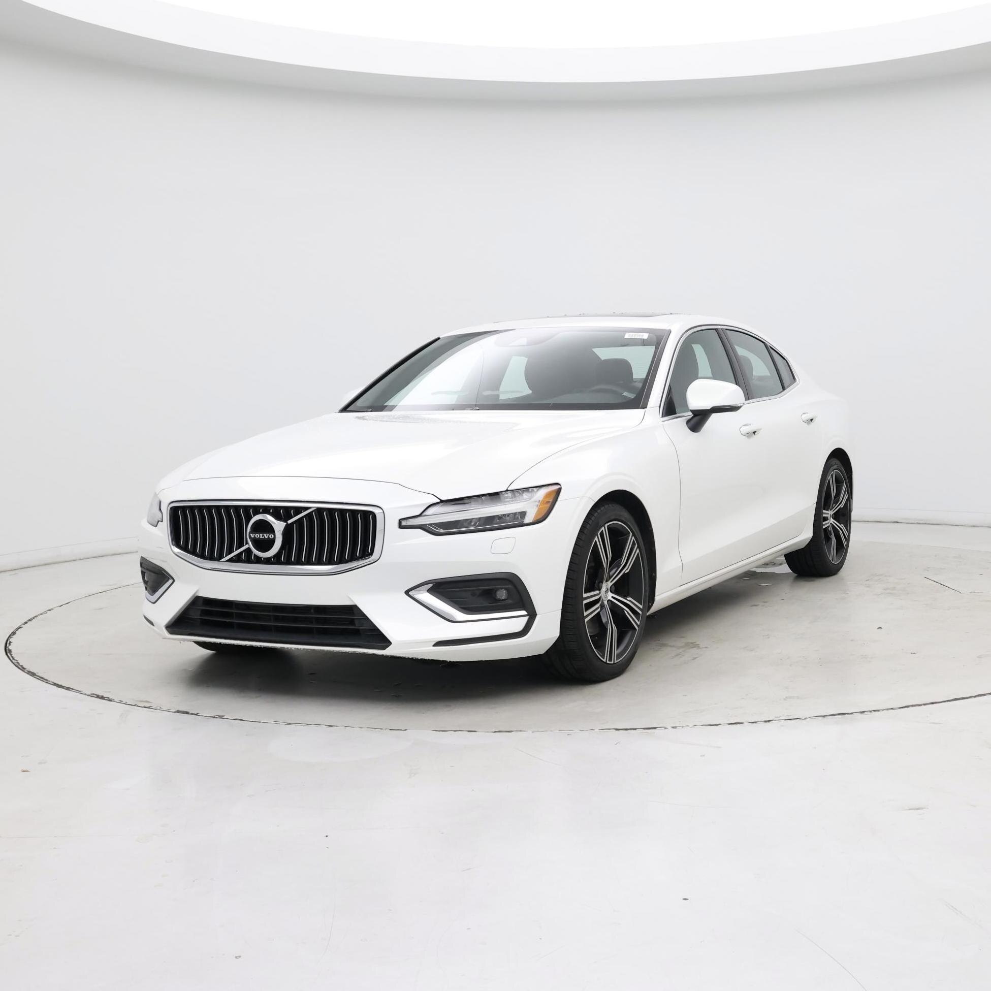 Thumbnail: 2022 Volvo S60 - 4