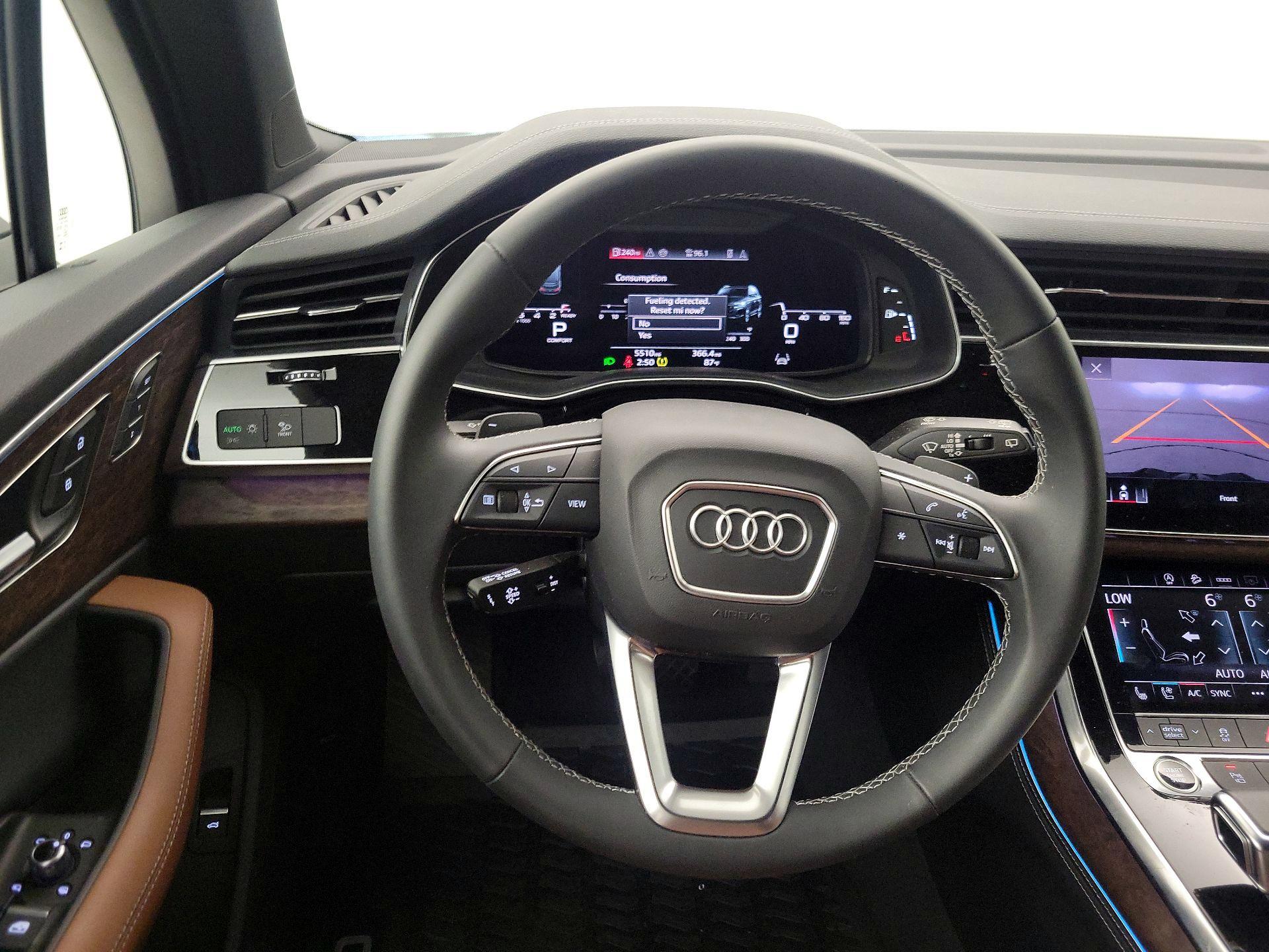 Thumbnail: 2025 Audi Q7 - 10