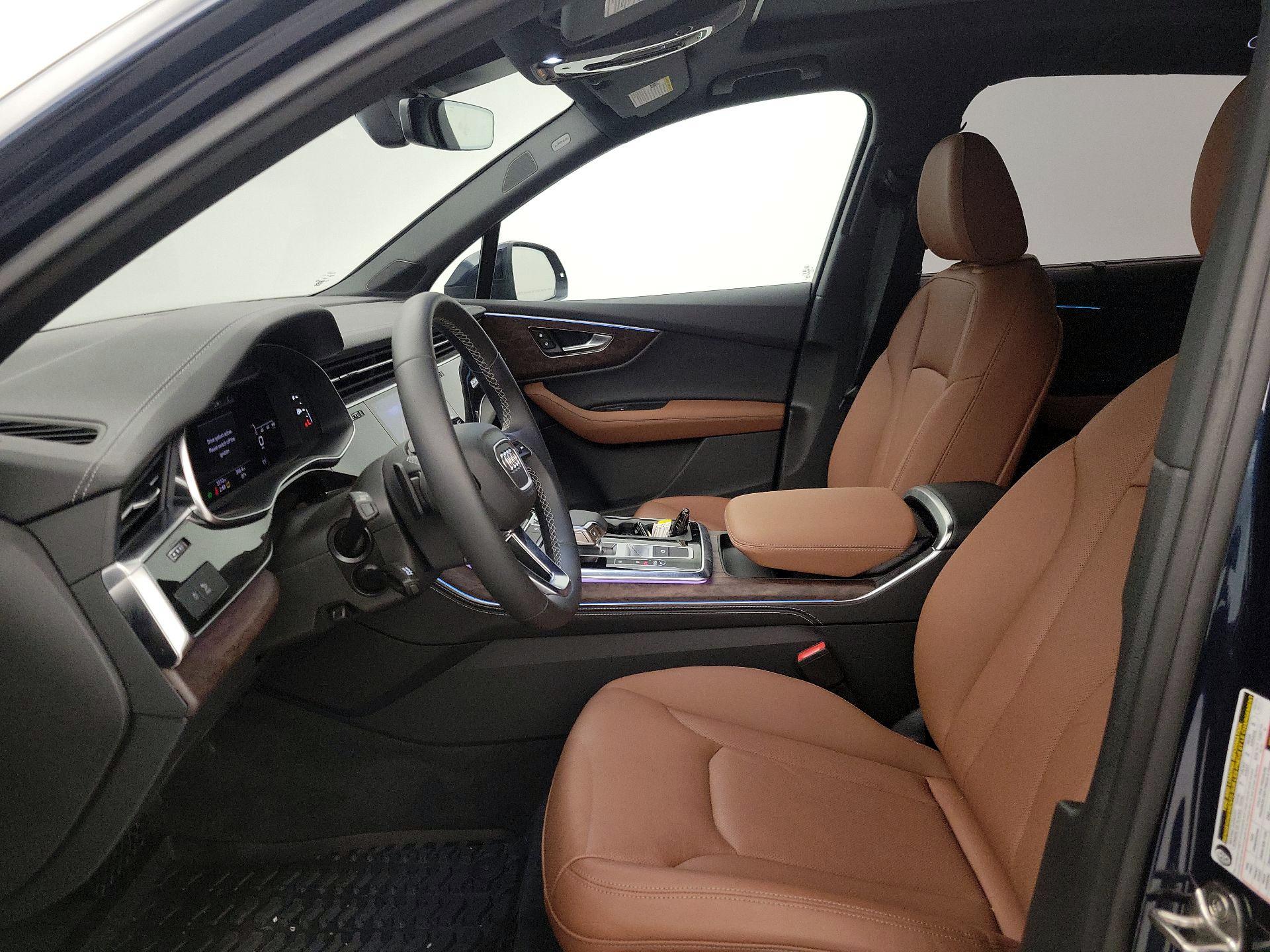 Thumbnail: 2025 Audi Q7 - 11