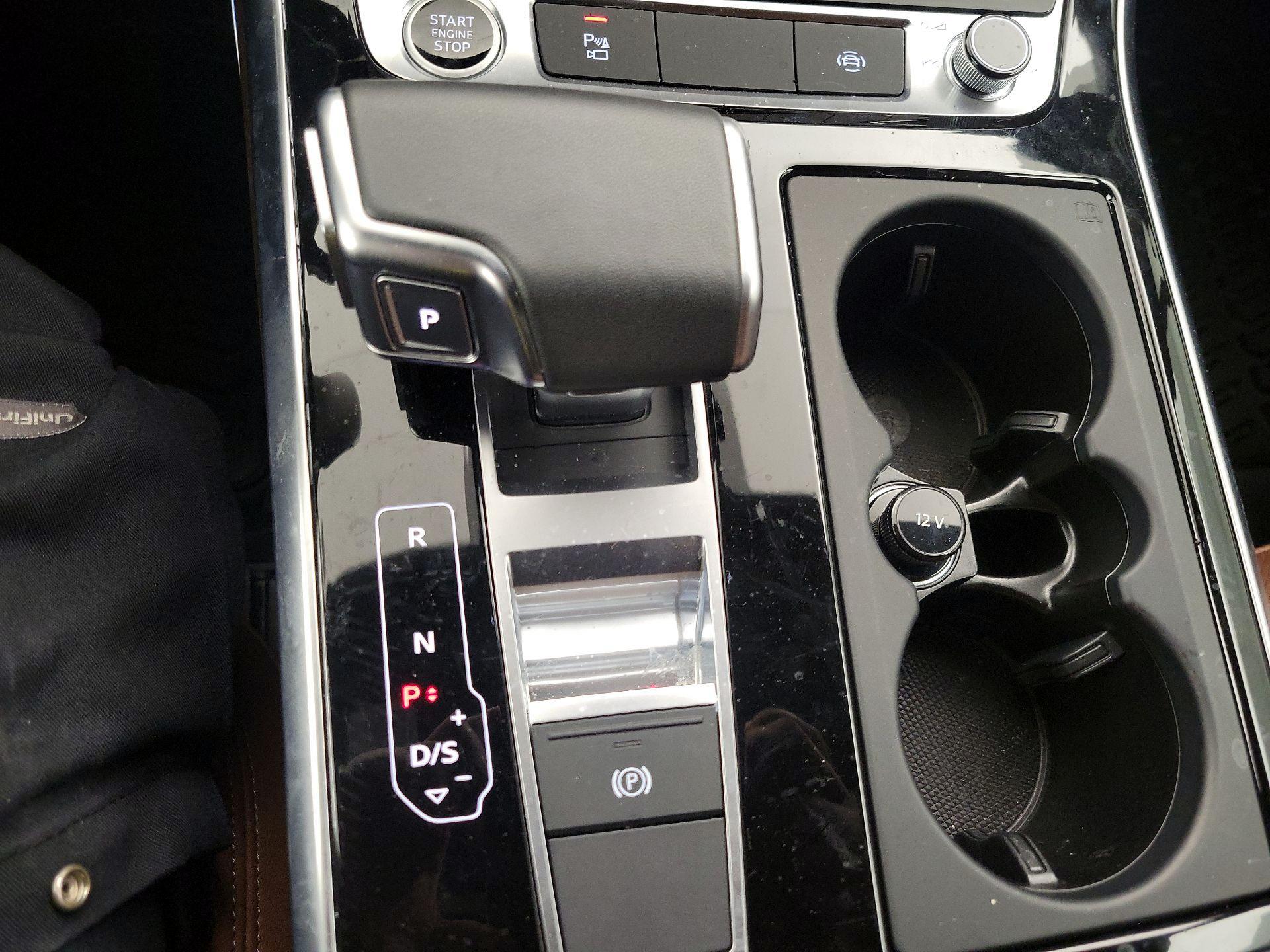 Thumbnail: 2025 Audi Q7 - 17