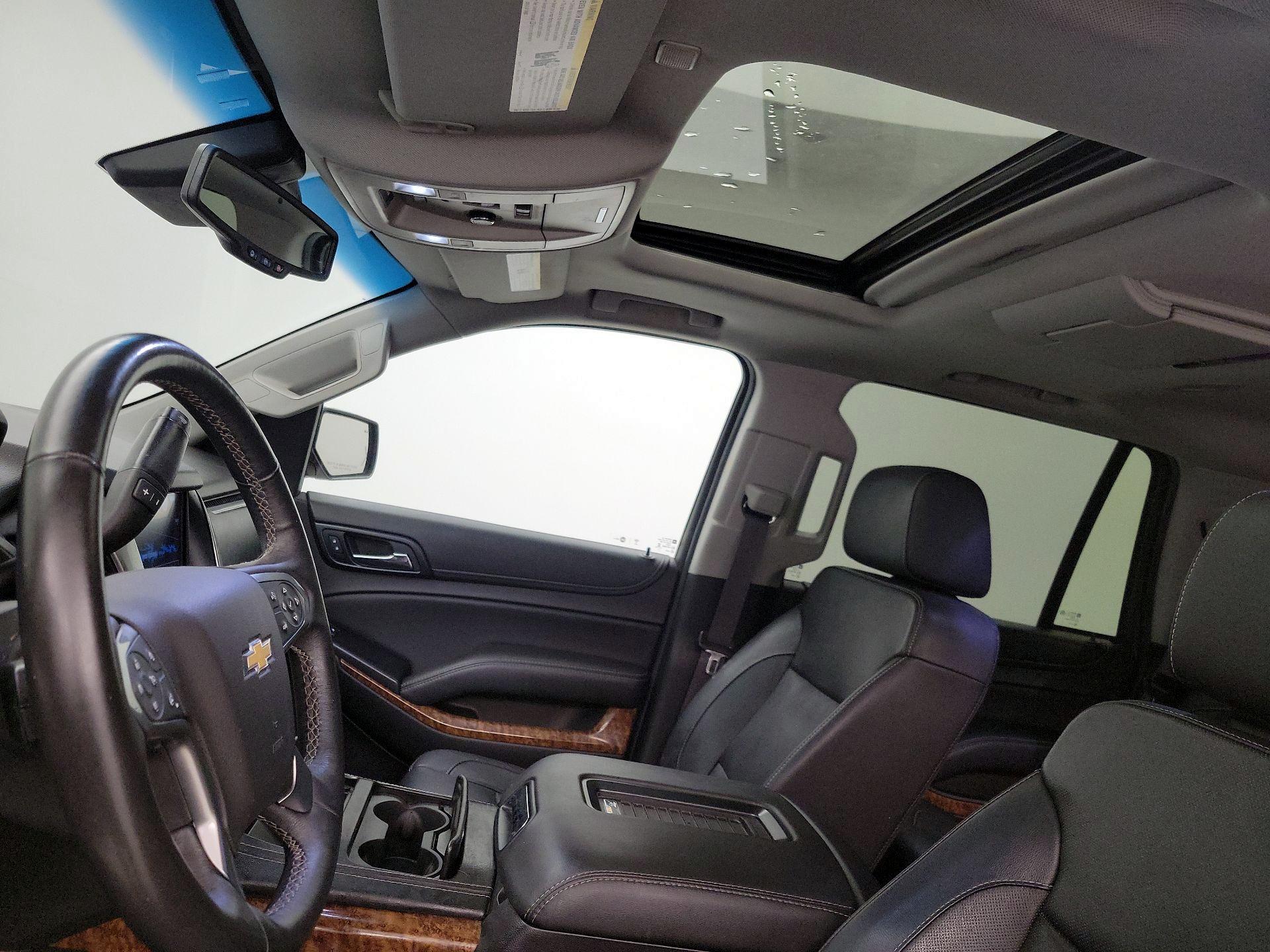 Thumbnail: 2017 Chevrolet Tahoe - 20
