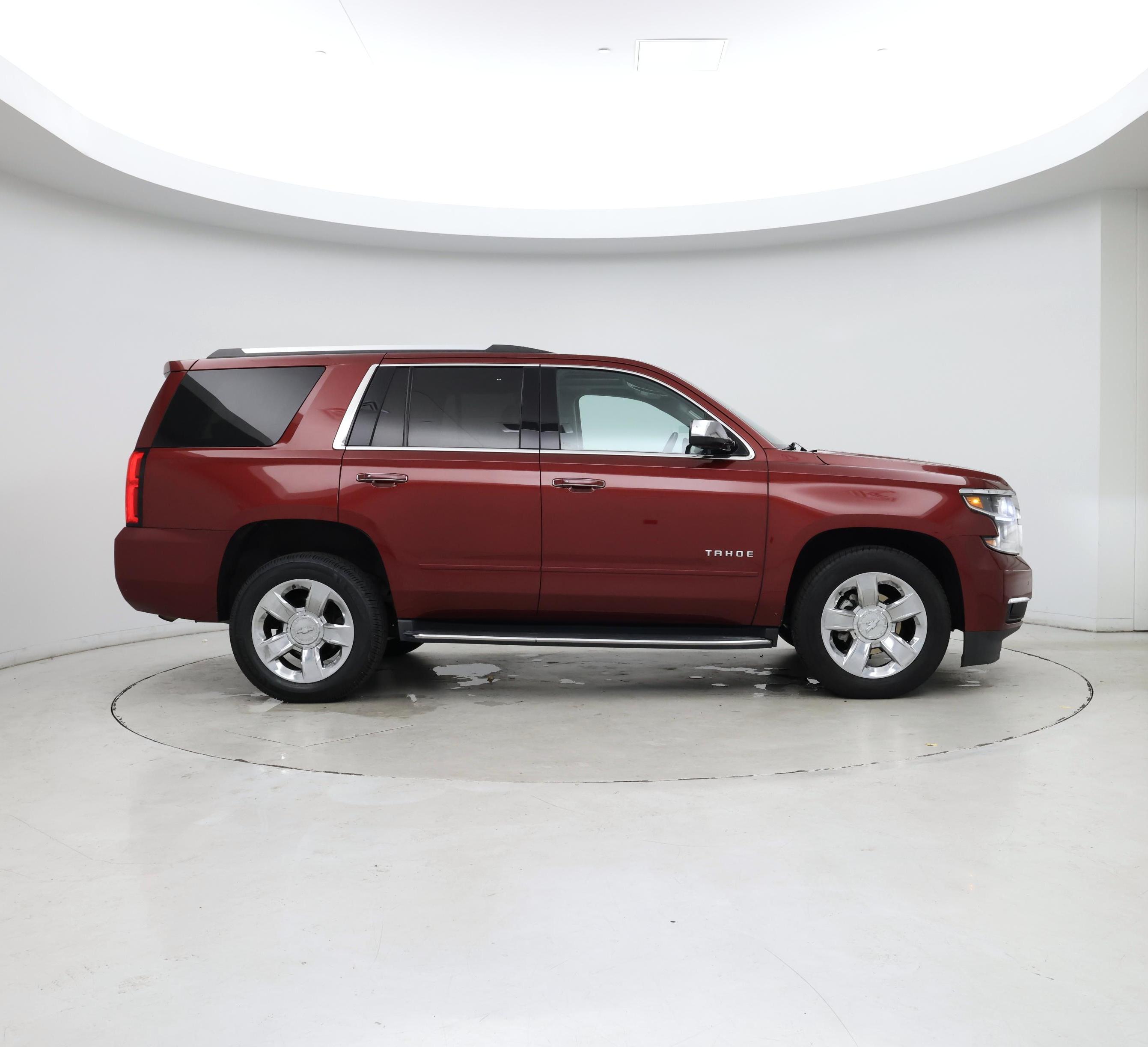 Thumbnail: 2017 Chevrolet Tahoe - 7