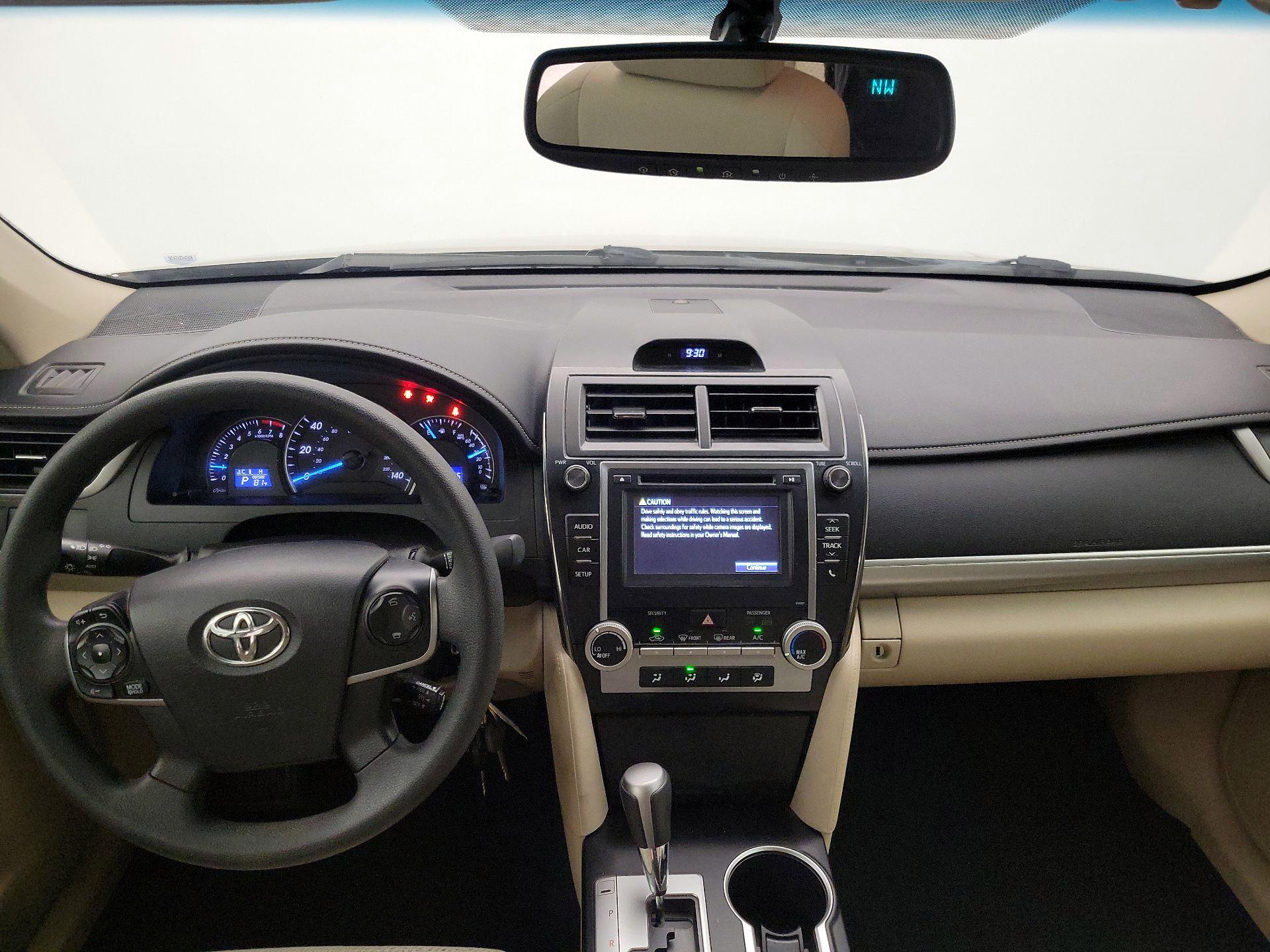 Thumbnail: 2014 Toyota Camry - 9
