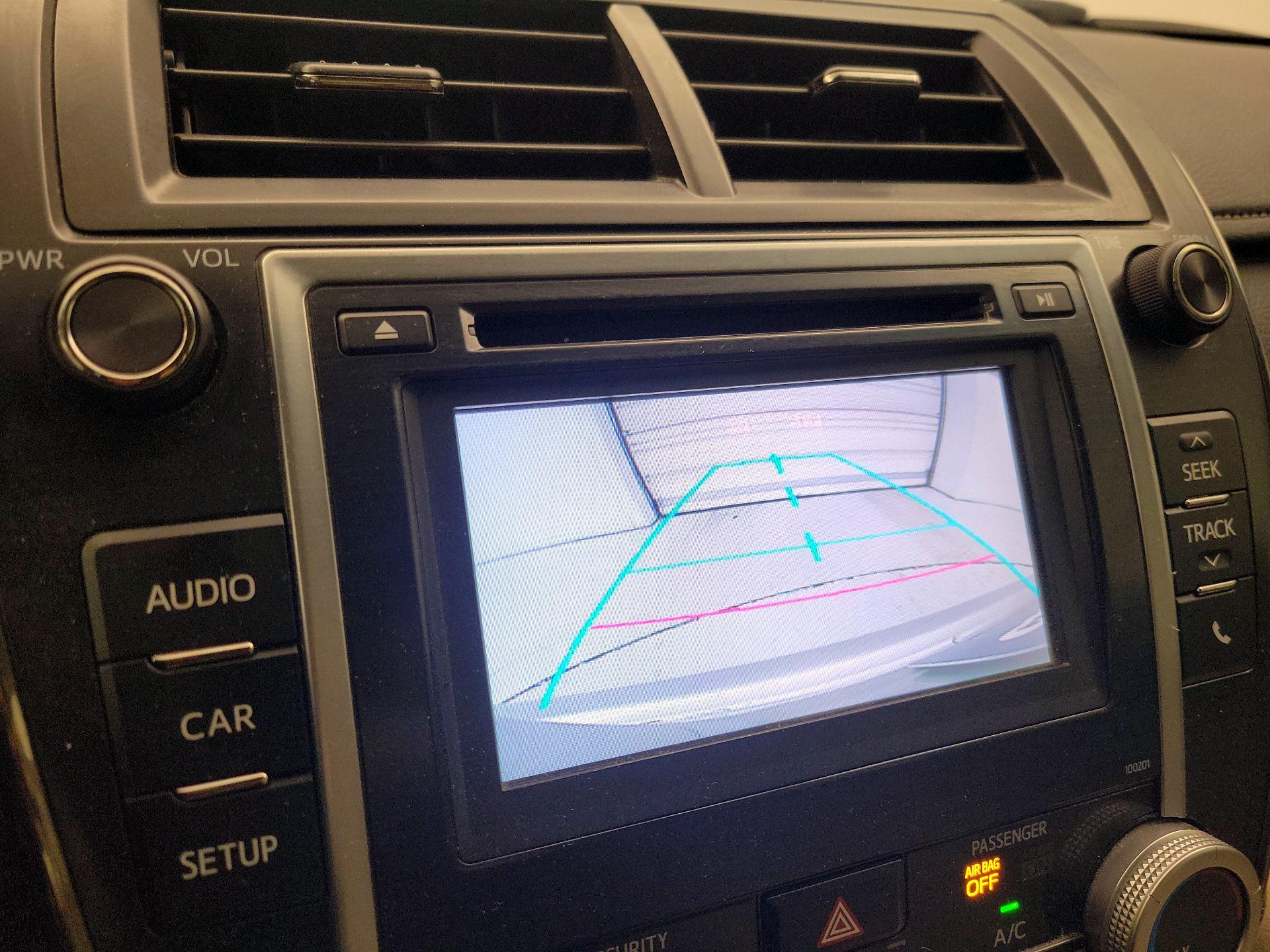 Thumbnail: 2014 Toyota Camry - 14