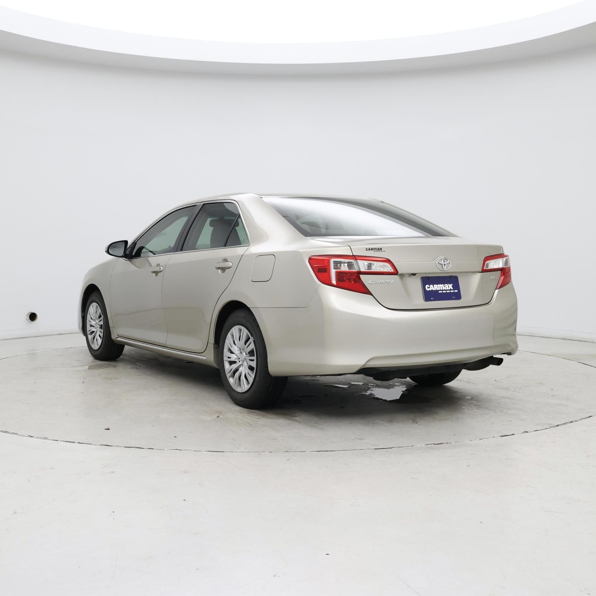 Thumbnail: 2014 Toyota Camry - 2