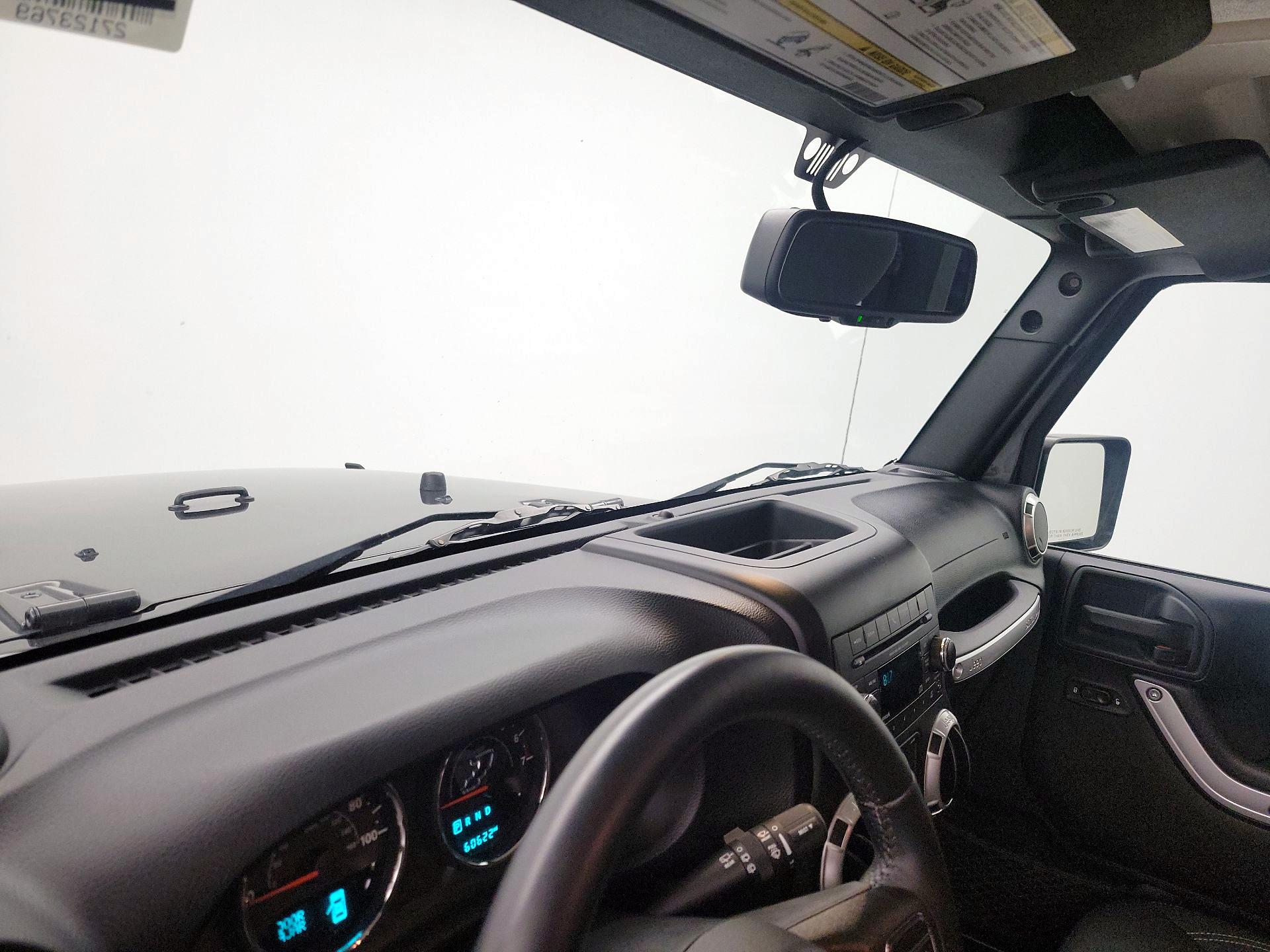 Thumbnail: 2017 Jeep Wrangler - 9