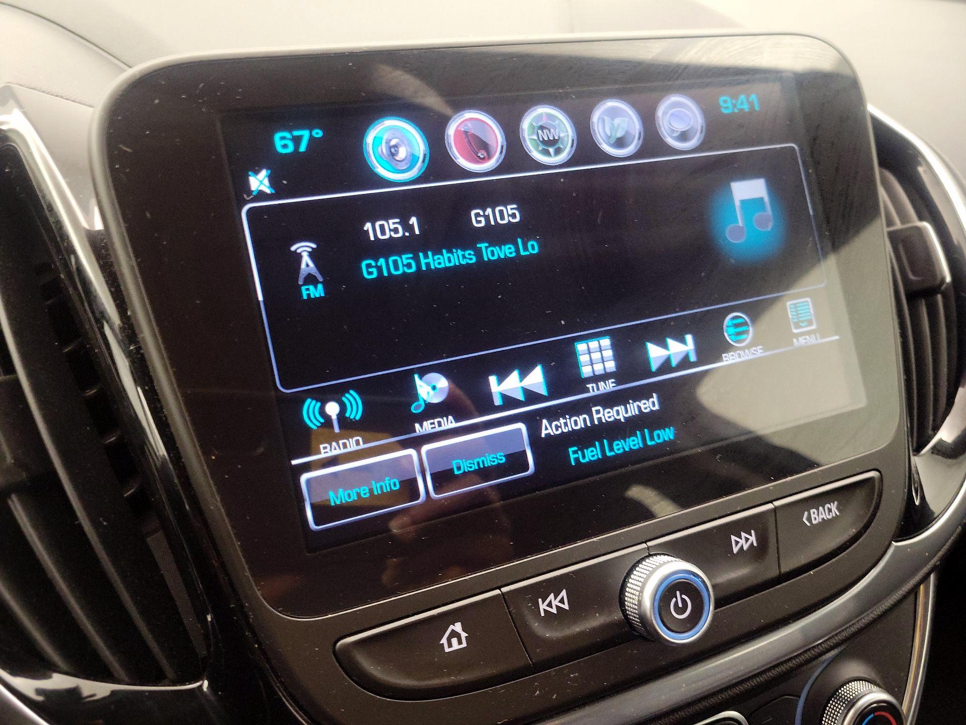 Thumbnail: 2016 Chevrolet Volt - 16