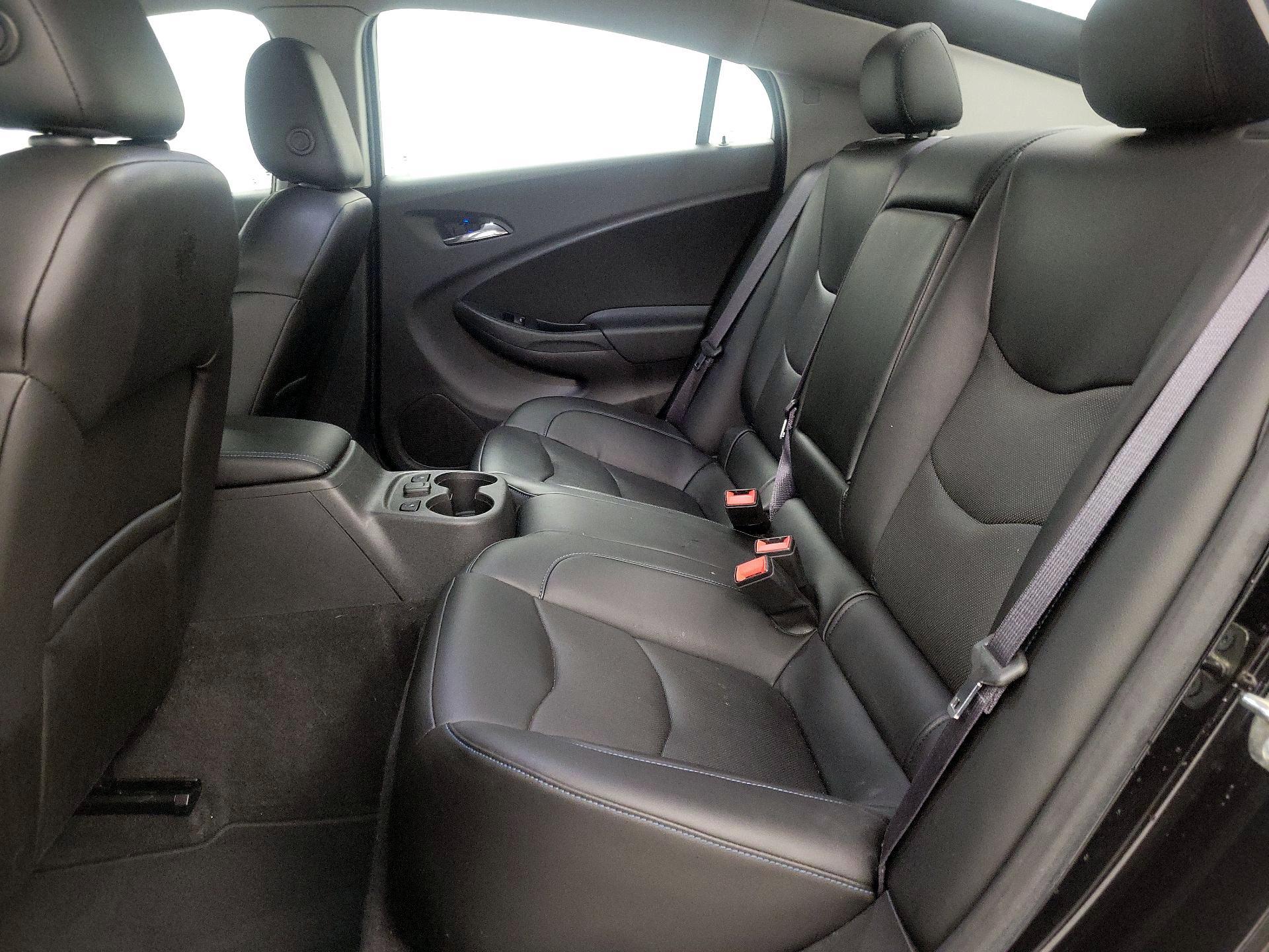 Thumbnail: 2016 Chevrolet Volt - 20