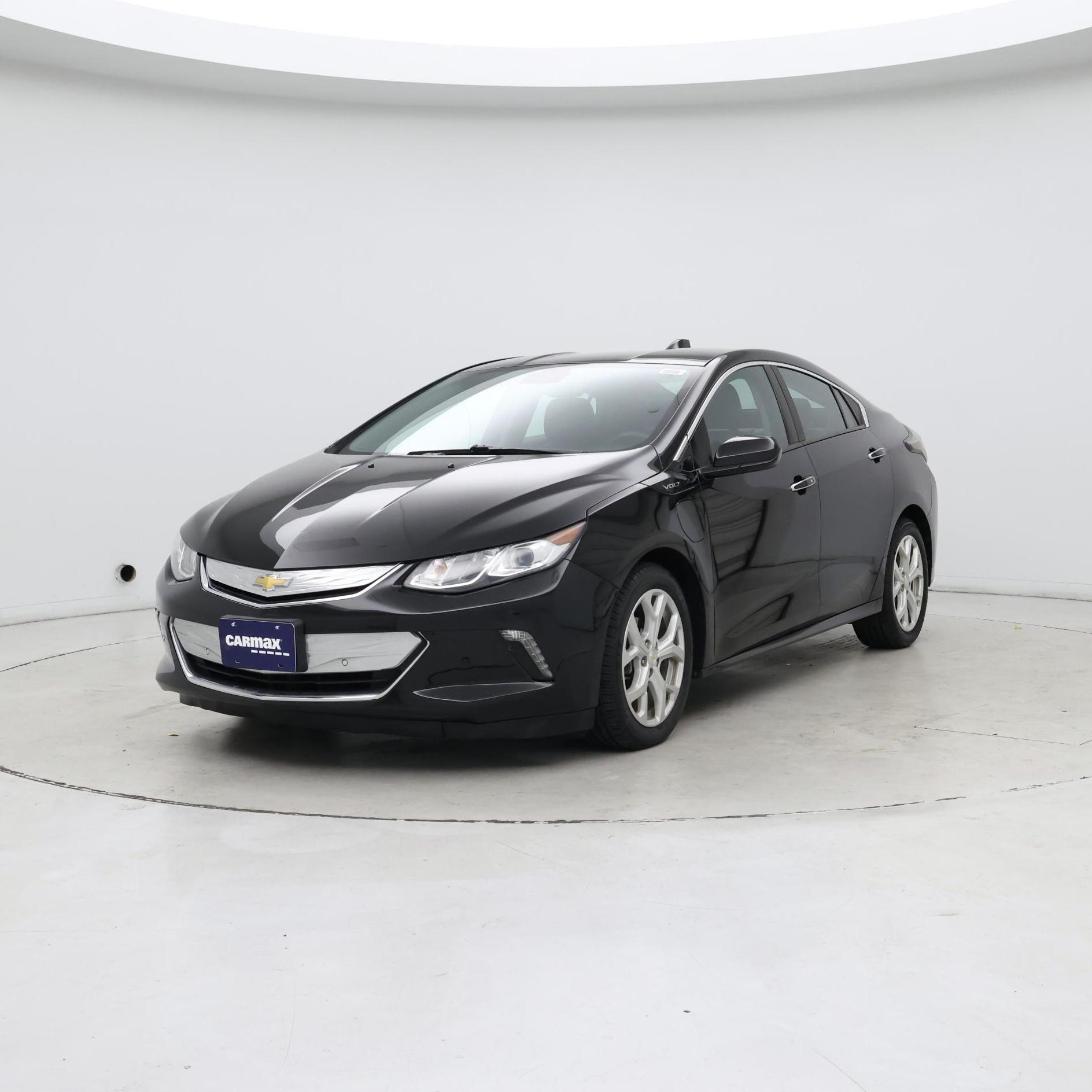Thumbnail: 2016 Chevrolet Volt - 4
