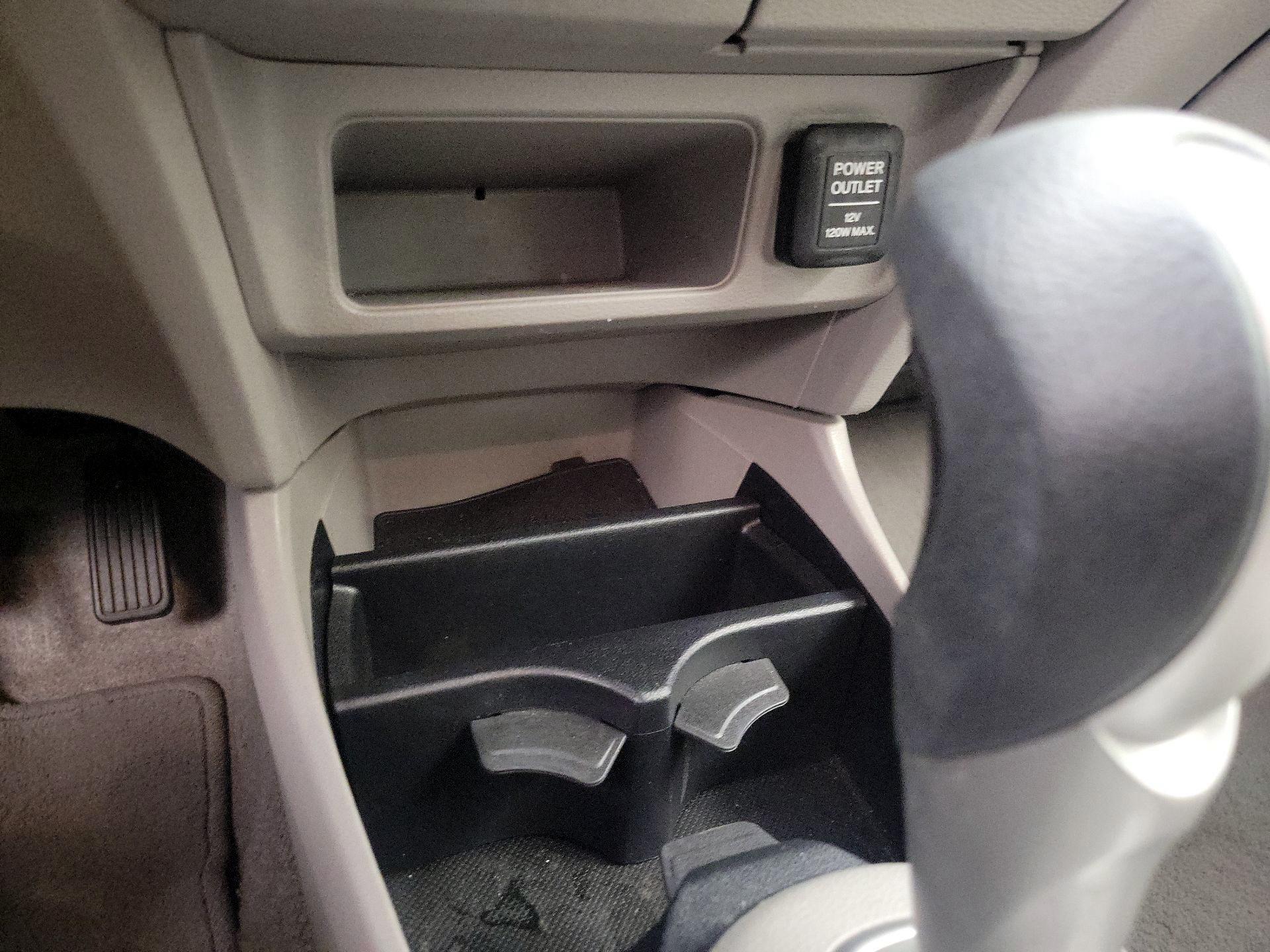 Thumbnail: 2013 Honda Insight - 17