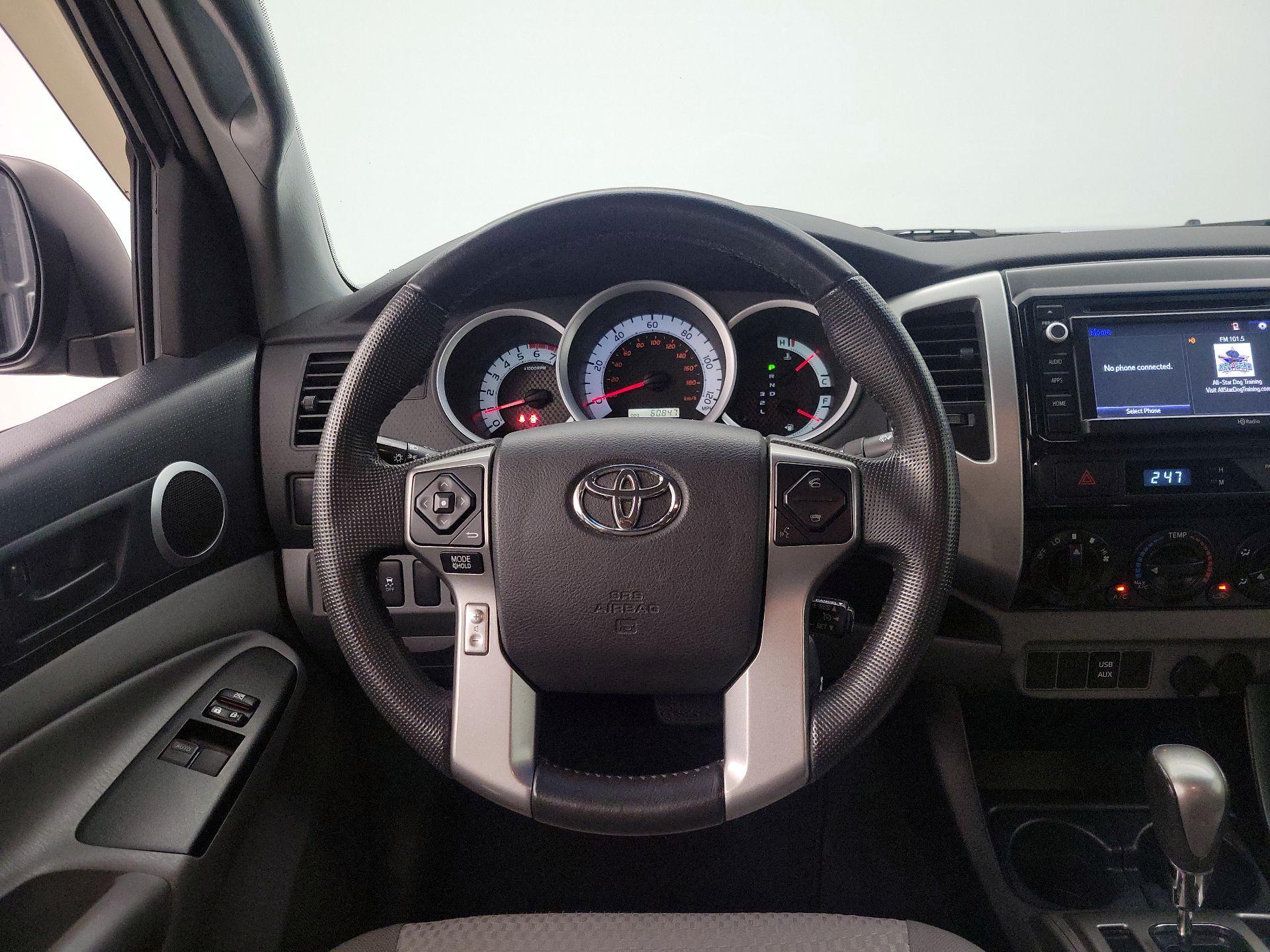Thumbnail: 2014 Toyota Tacoma - 10