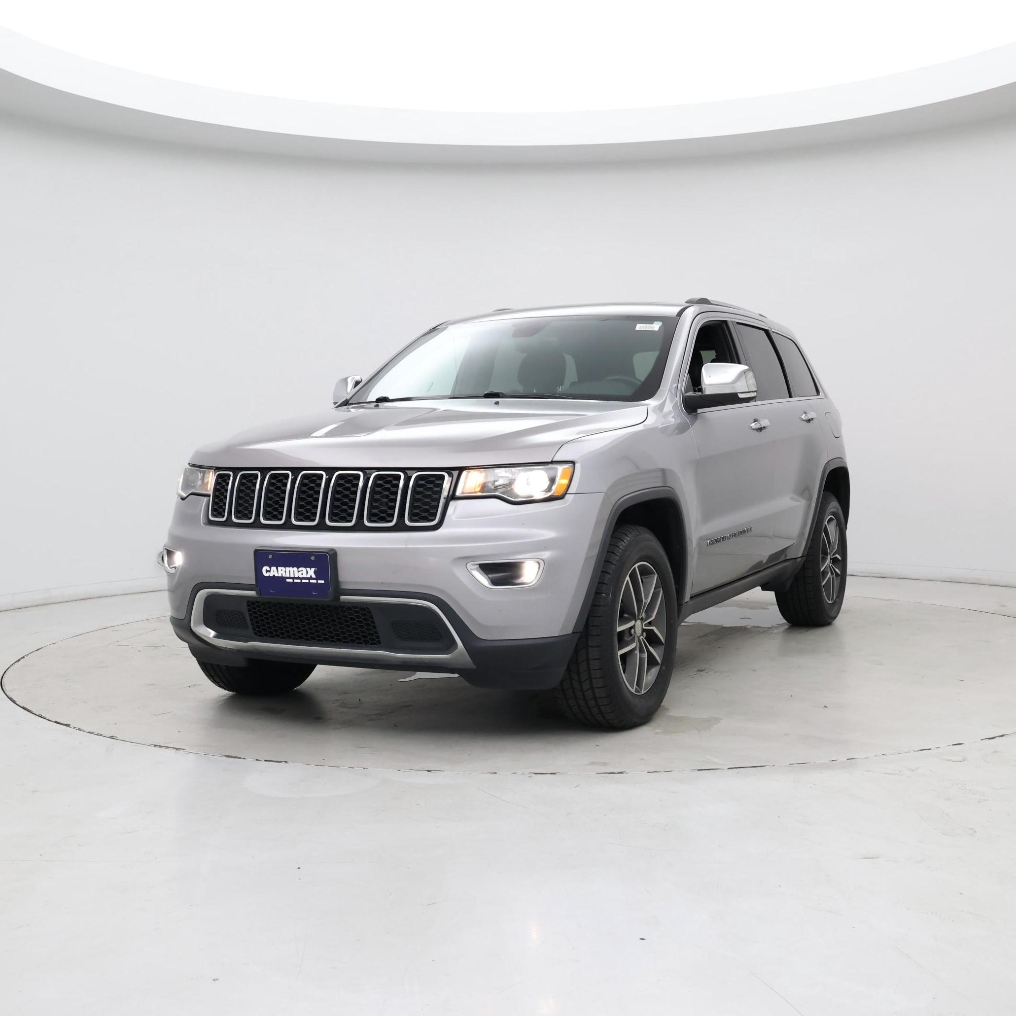 Thumbnail: 2017 Jeep Grand Cherokee - 4