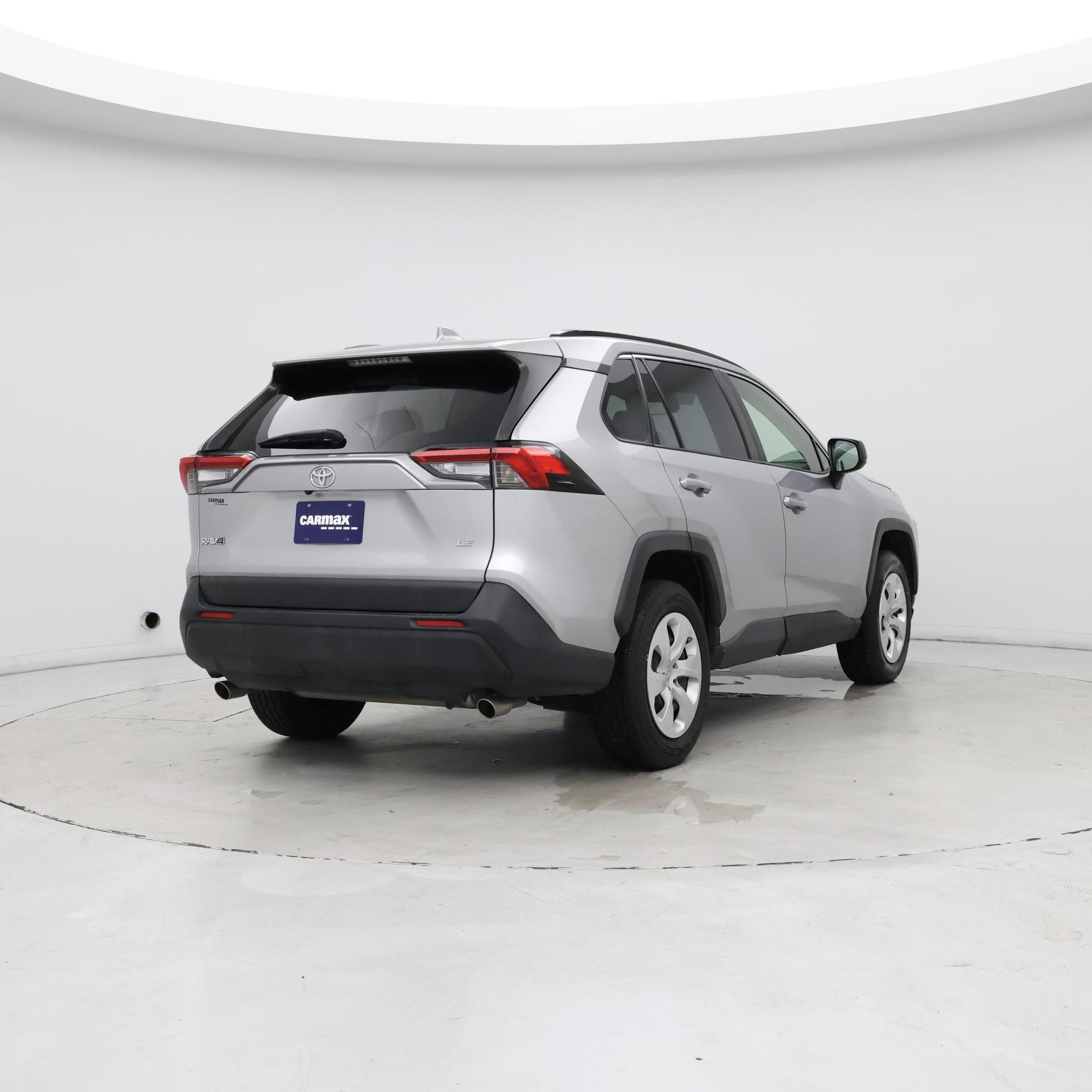 Thumbnail: 2019 Toyota RAV4 - 8