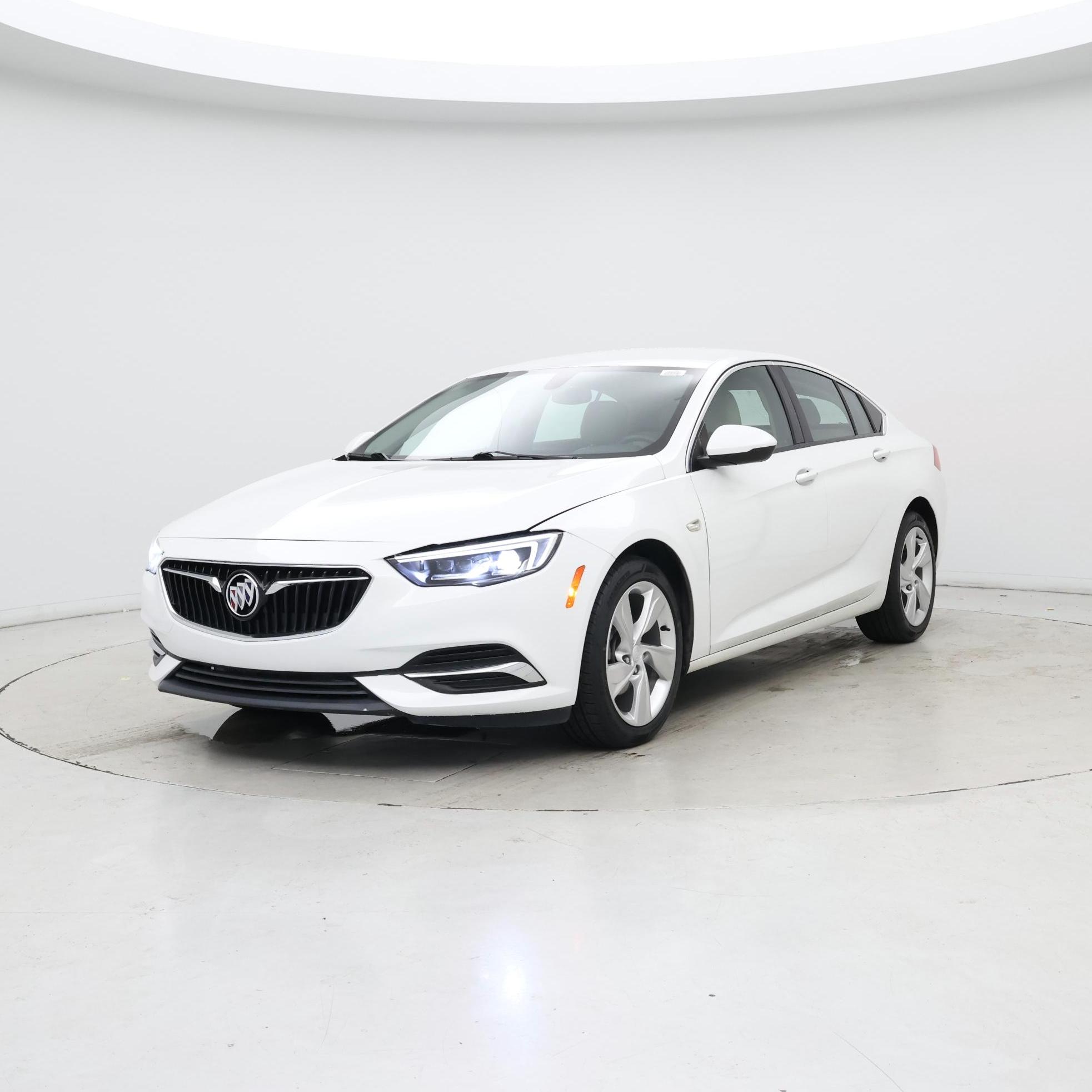 Thumbnail: 2019 Buick Regal - 4