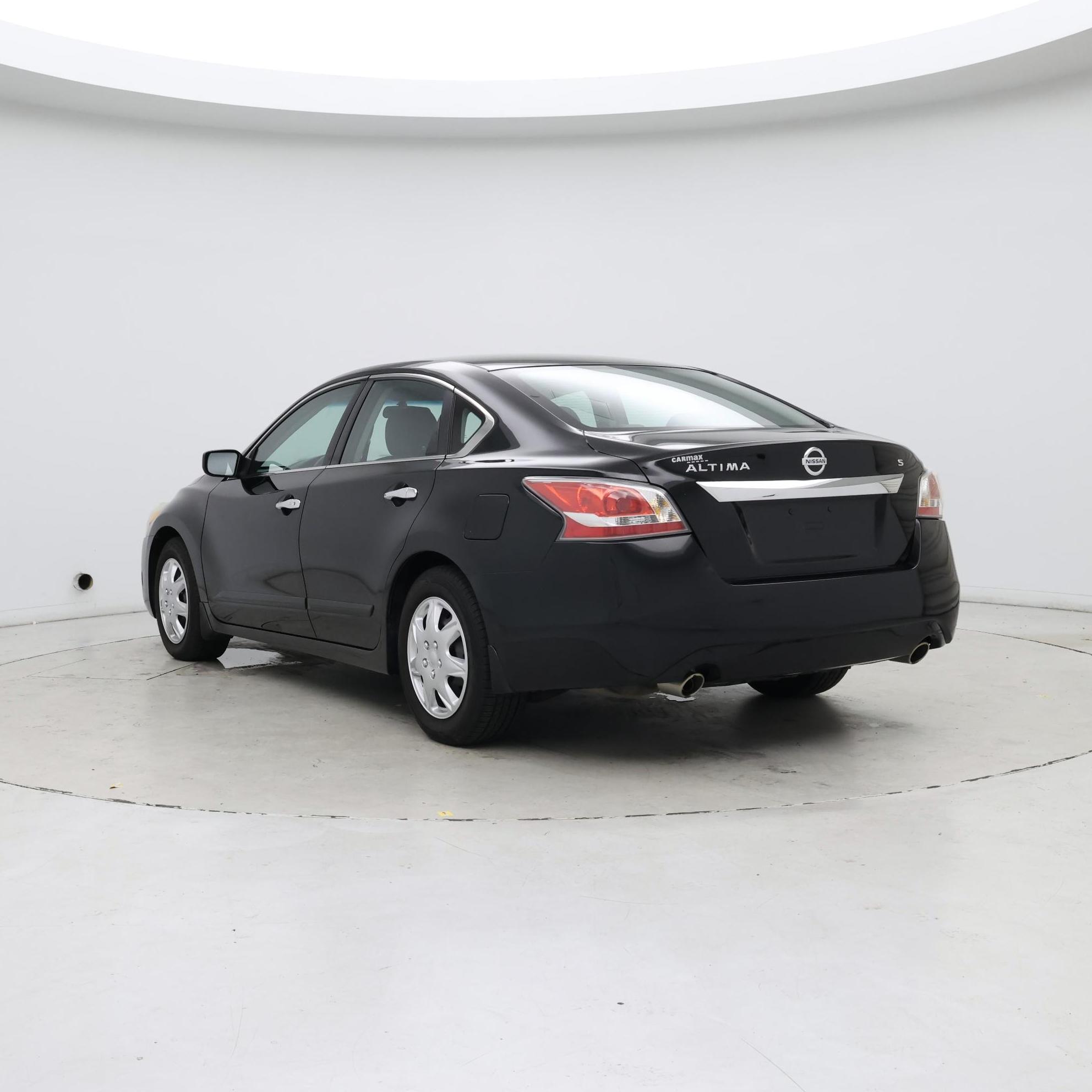 Thumbnail: 2015 Nissan Altima - 2