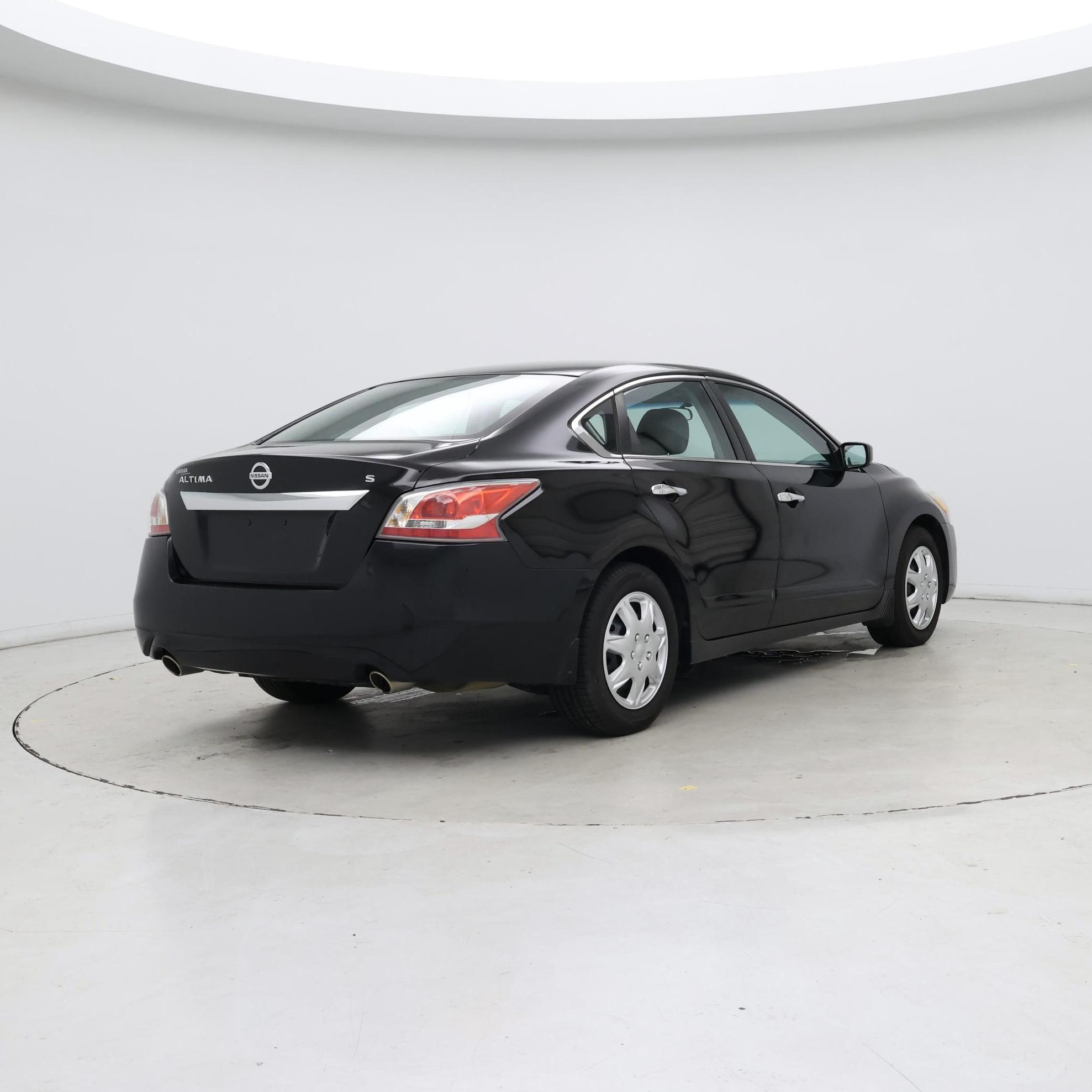 Thumbnail: 2015 Nissan Altima - 8