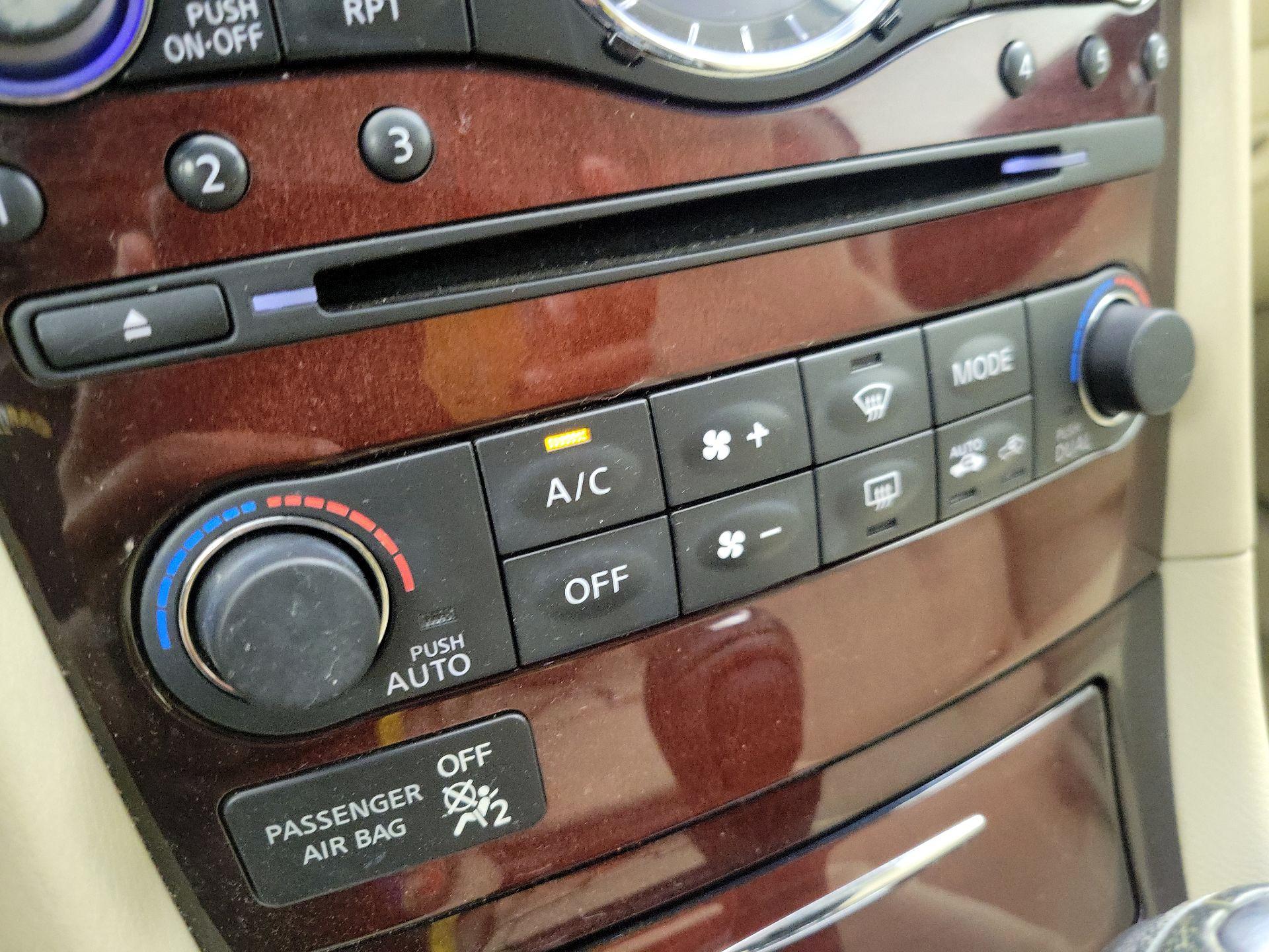 Thumbnail: 2016 INFINITI QX50 - 17