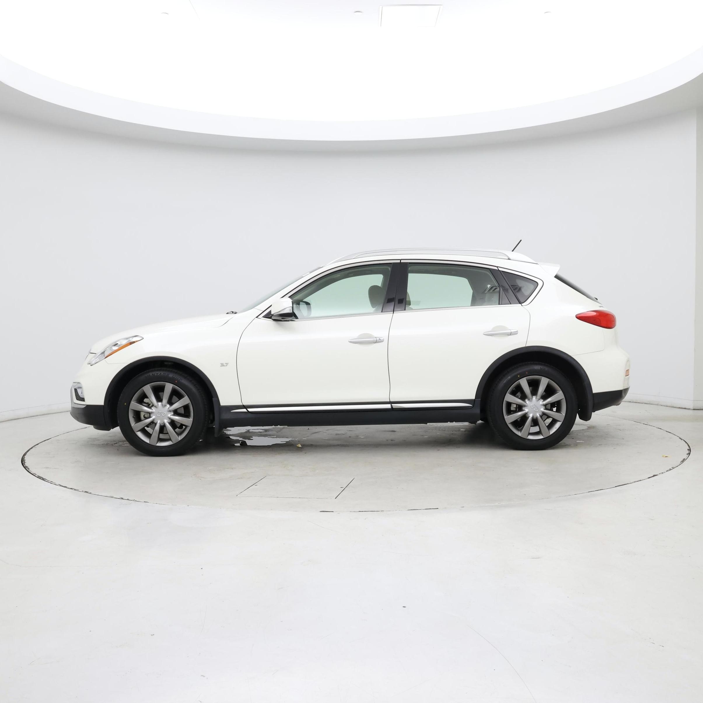 Thumbnail: 2016 INFINITI QX50 - 3