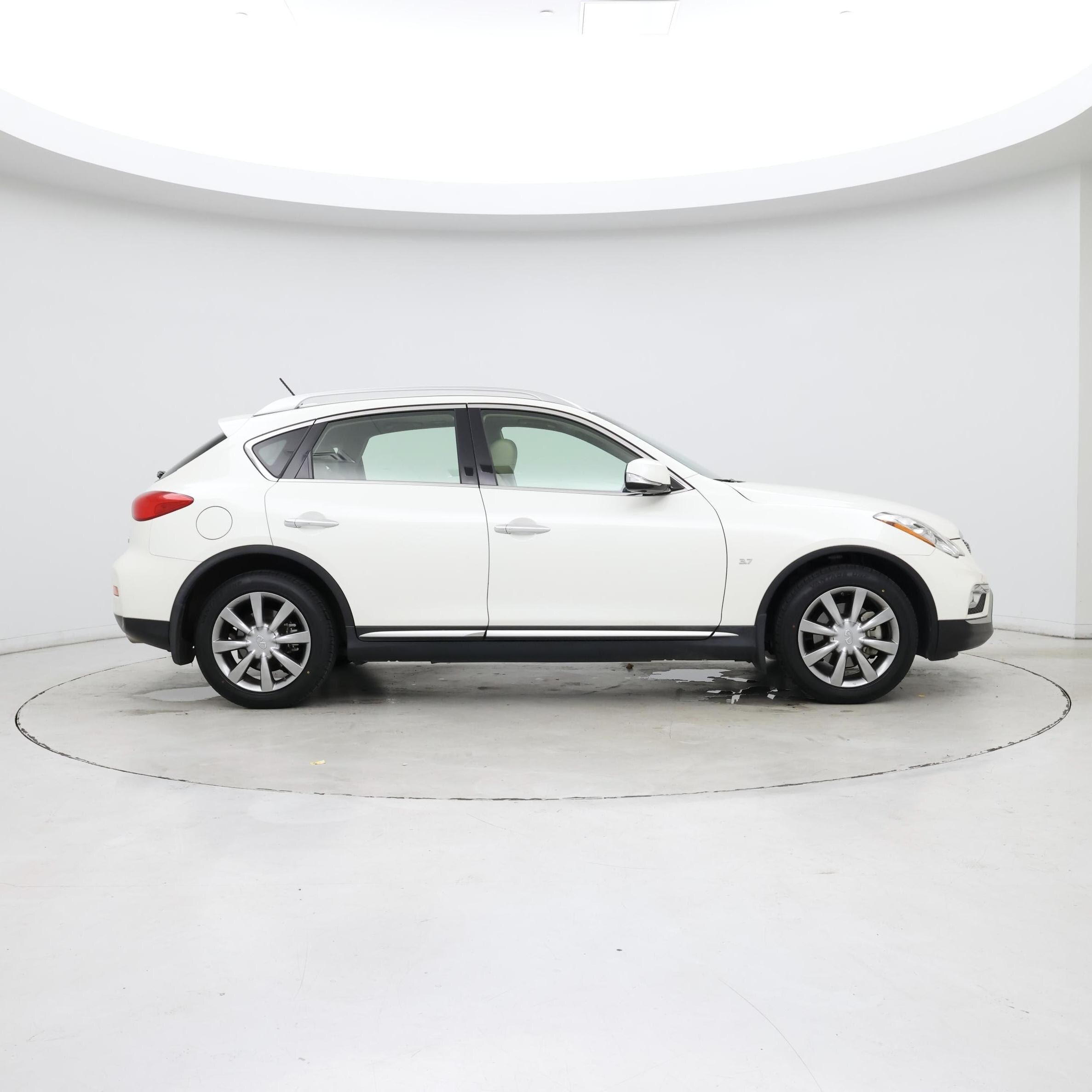 Thumbnail: 2016 INFINITI QX50 - 7