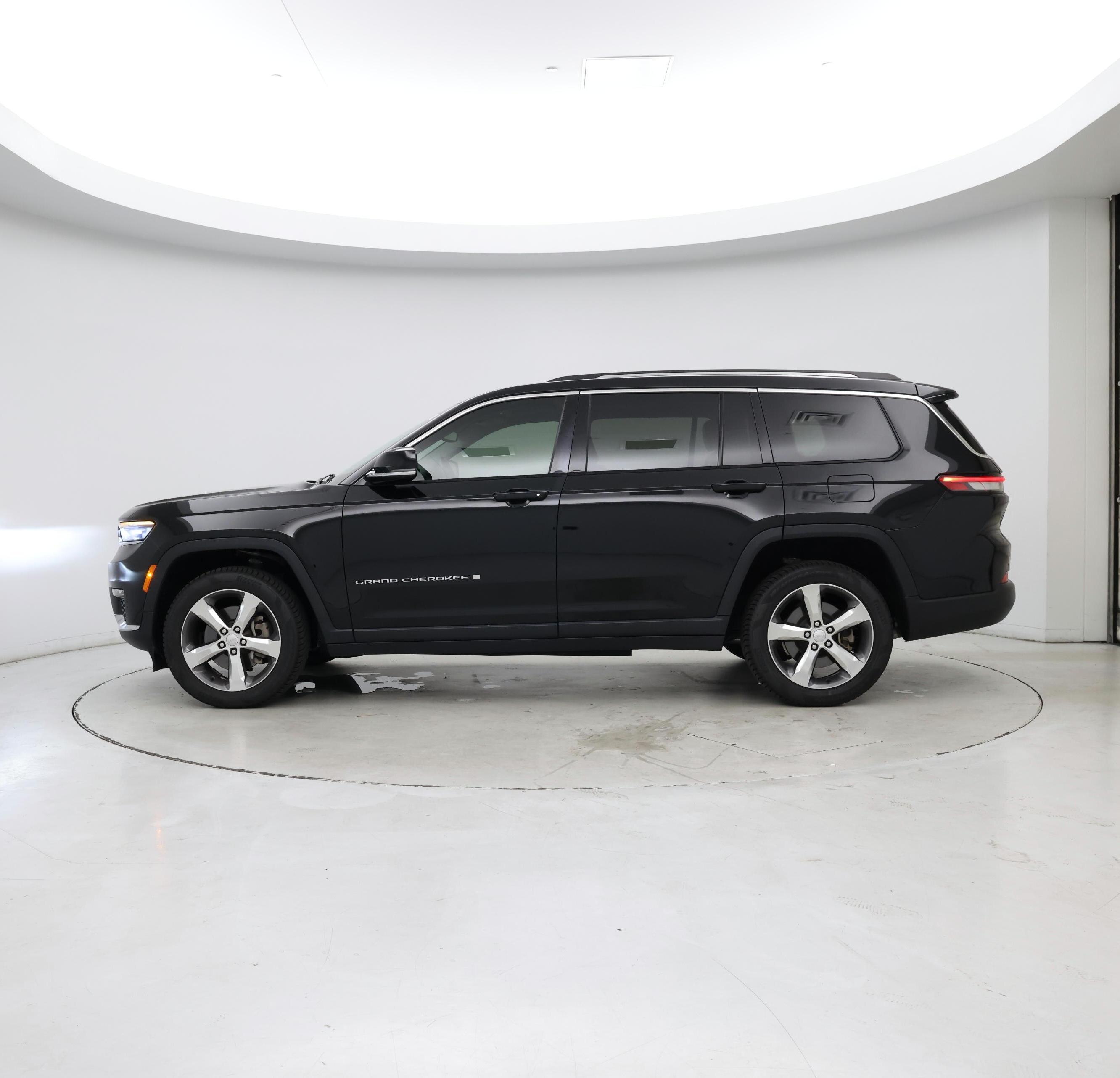 Thumbnail: 2021 Jeep Grand Cherokee L - 3