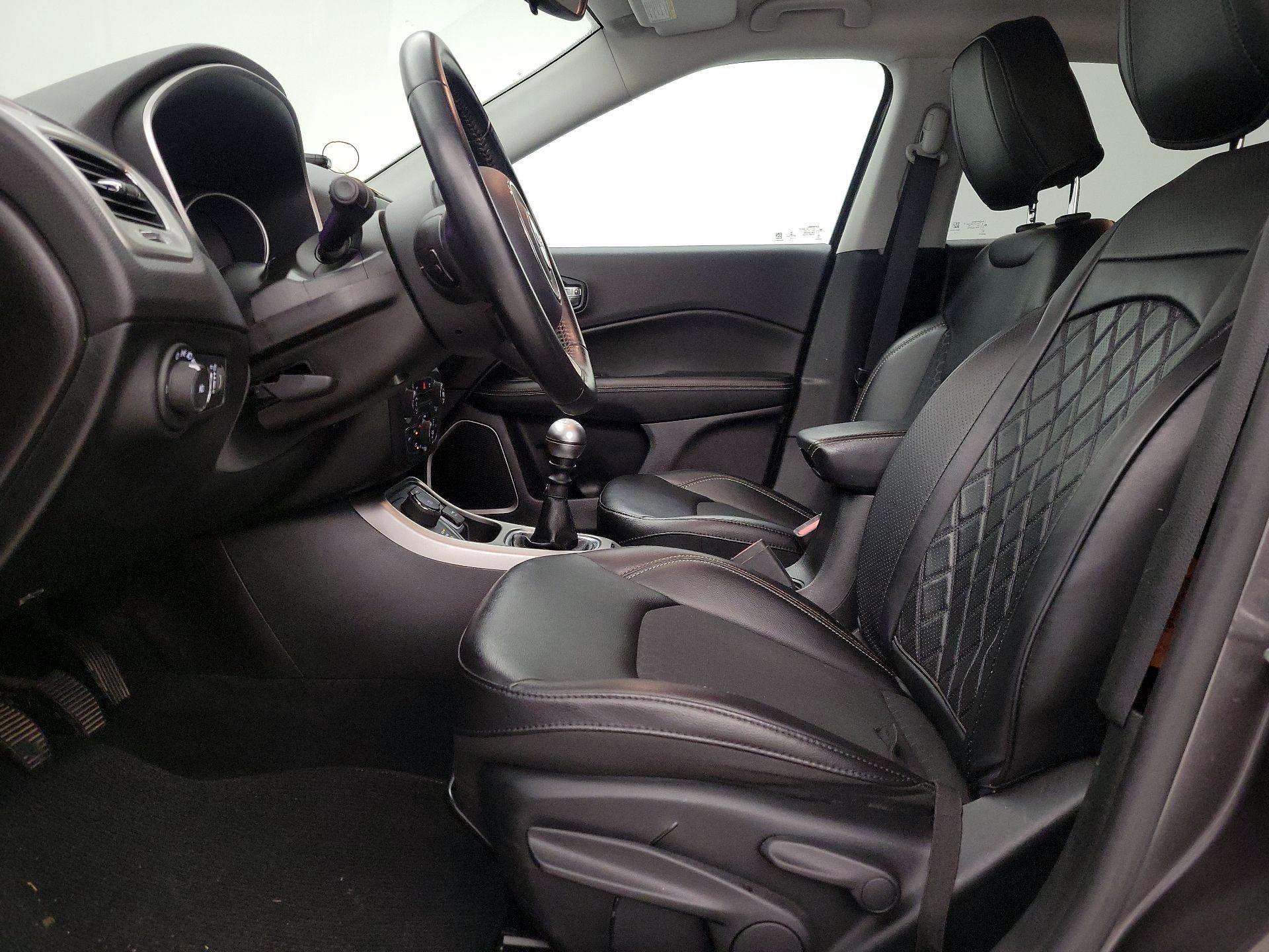 Thumbnail: 2019 Jeep Compass - 11