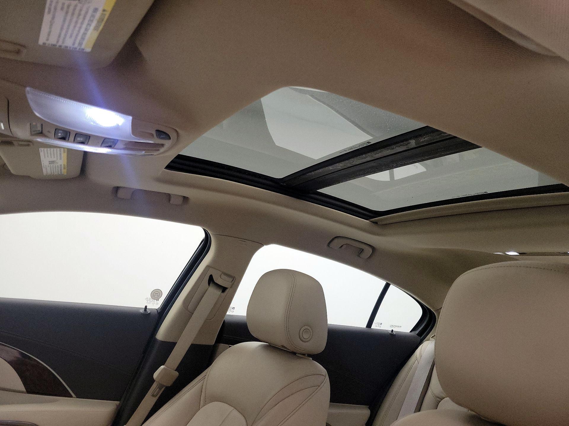 Thumbnail: 2015 Buick LaCrosse - 18