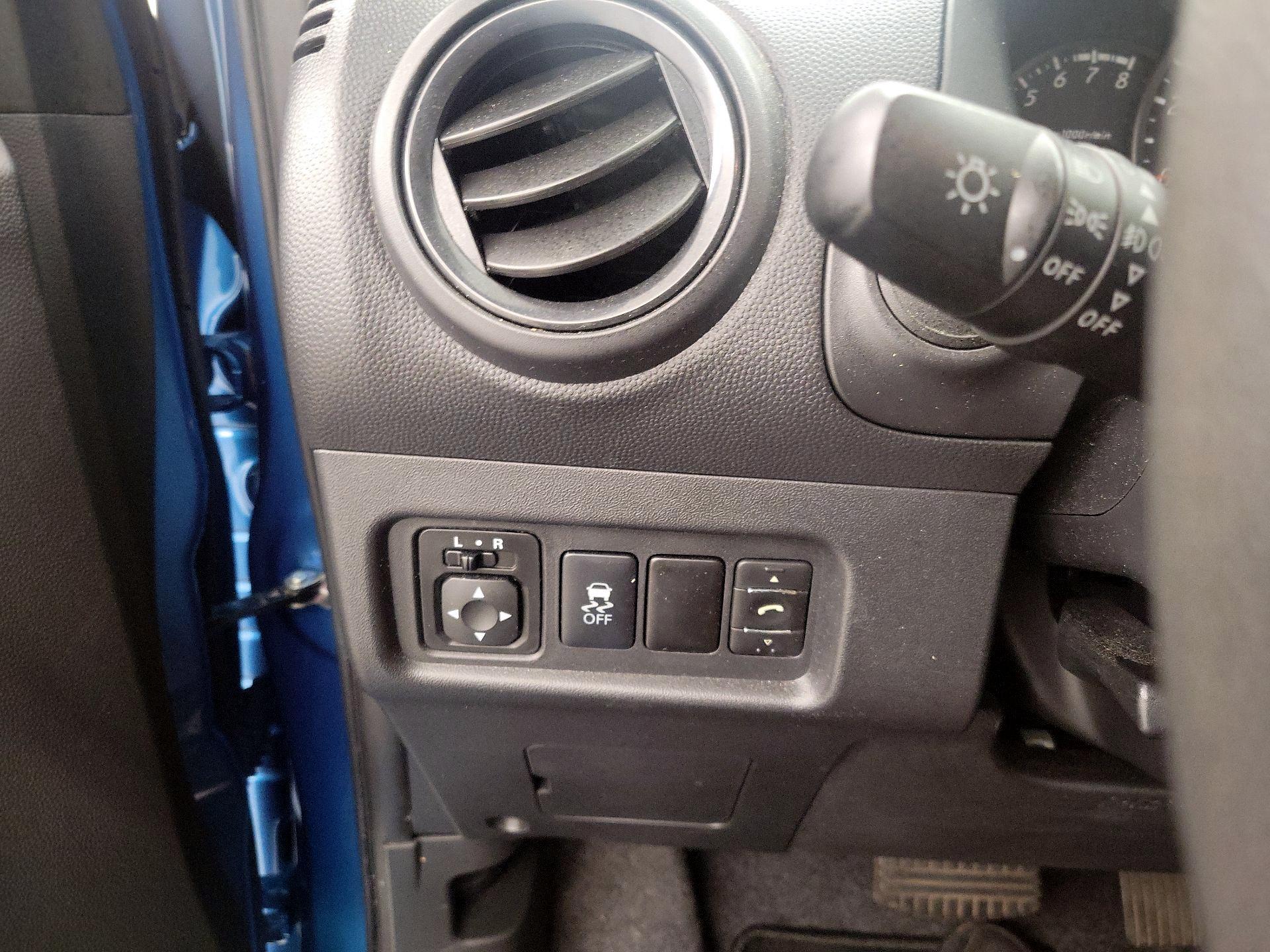Thumbnail: 2017 Mitsubishi Mirage - 13