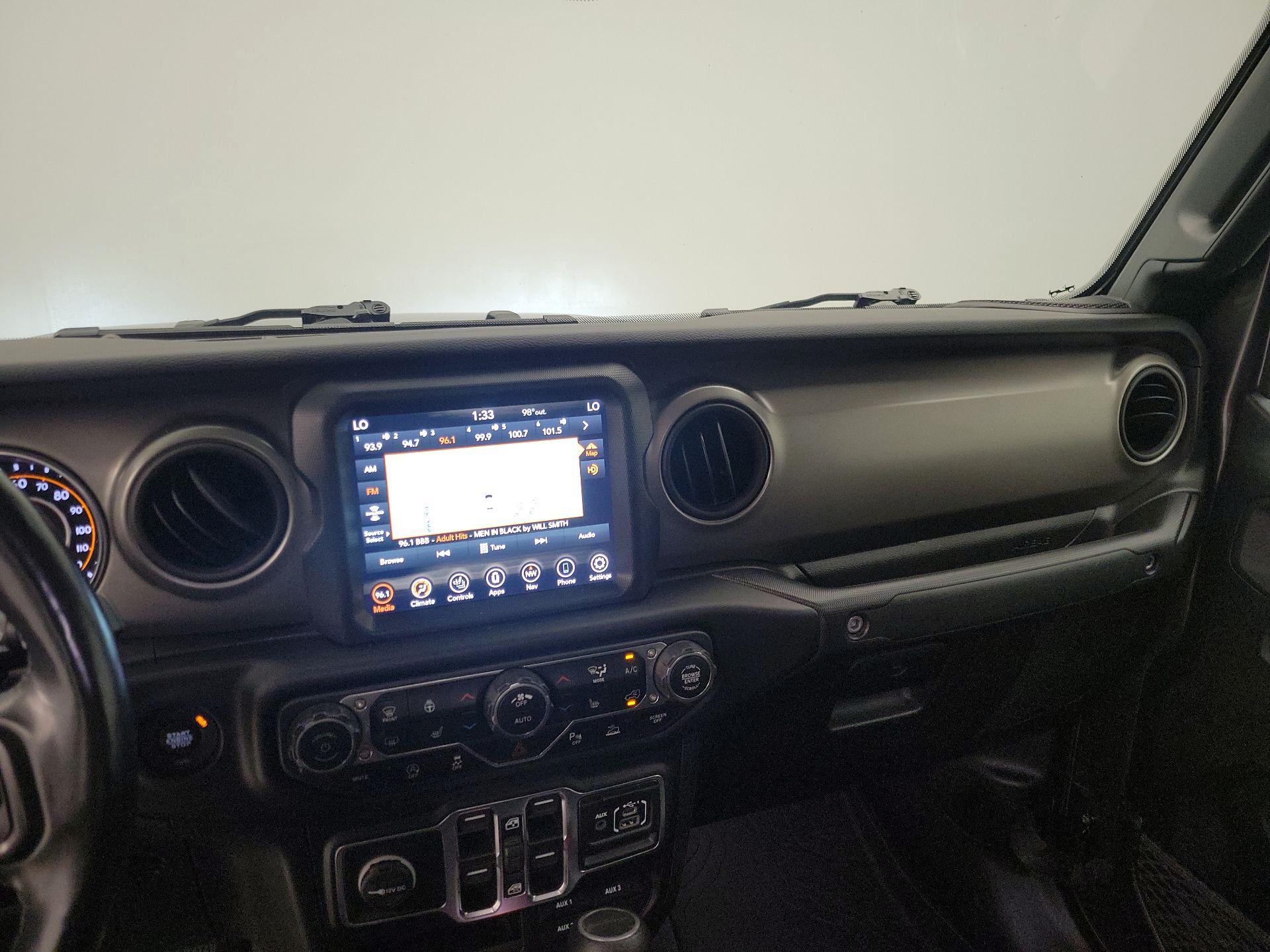 Thumbnail: 2021 Jeep Gladiator - 9