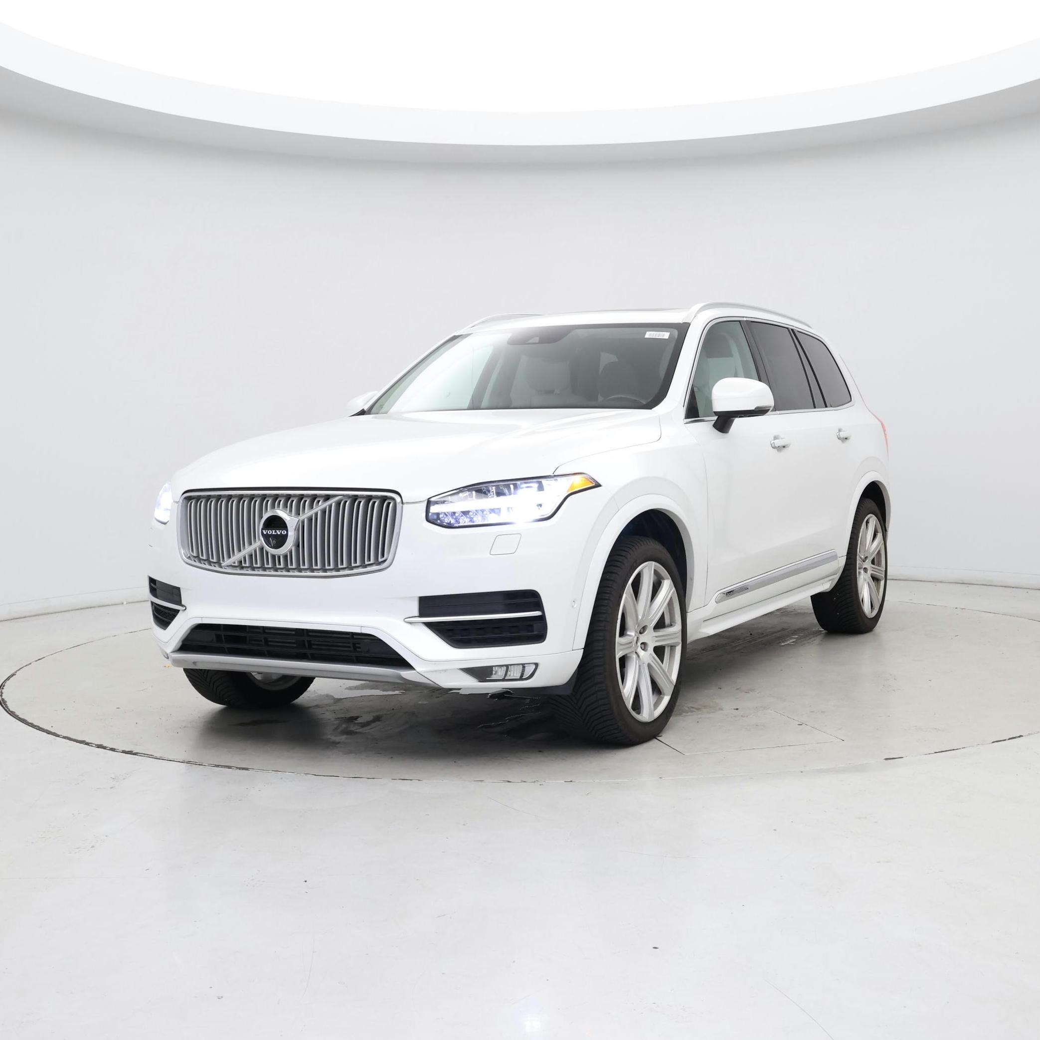 Thumbnail: 2018 Volvo XC90 - 4
