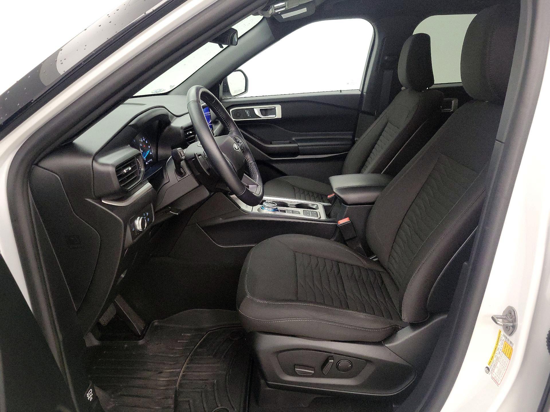 Thumbnail: 2020 Ford Explorer - 11