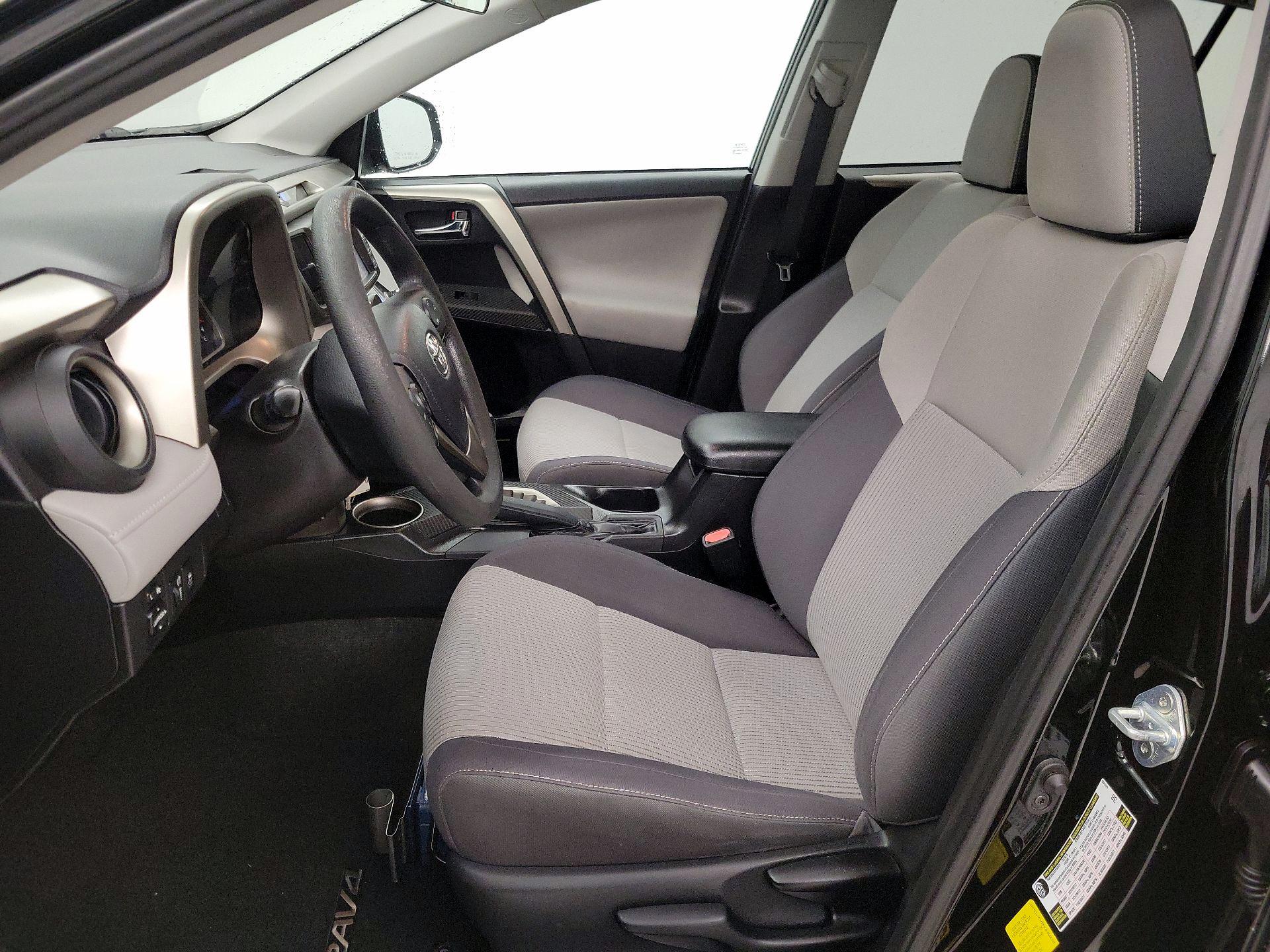 Thumbnail: 2014 Toyota RAV4 - 11