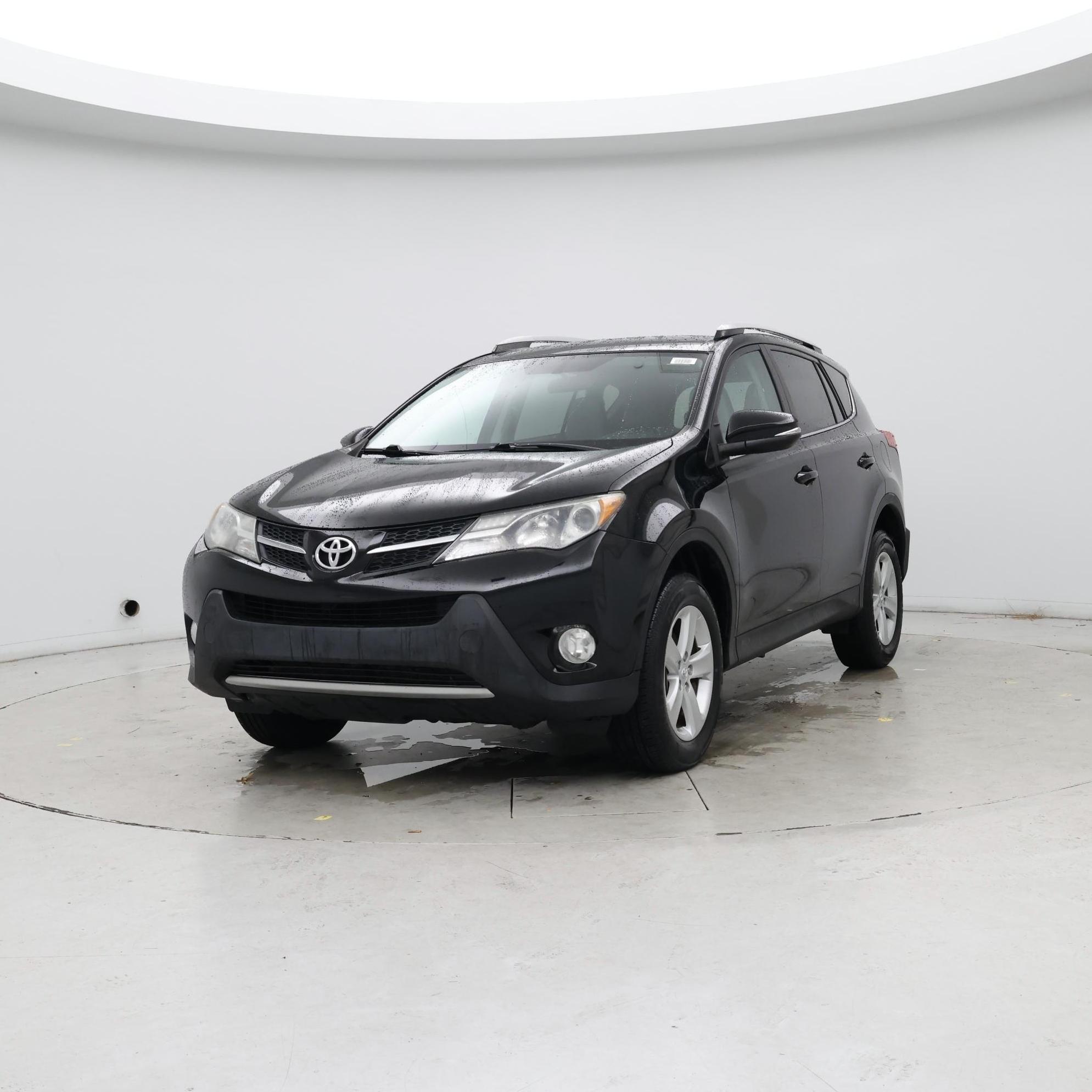 Thumbnail: 2014 Toyota RAV4 - 4