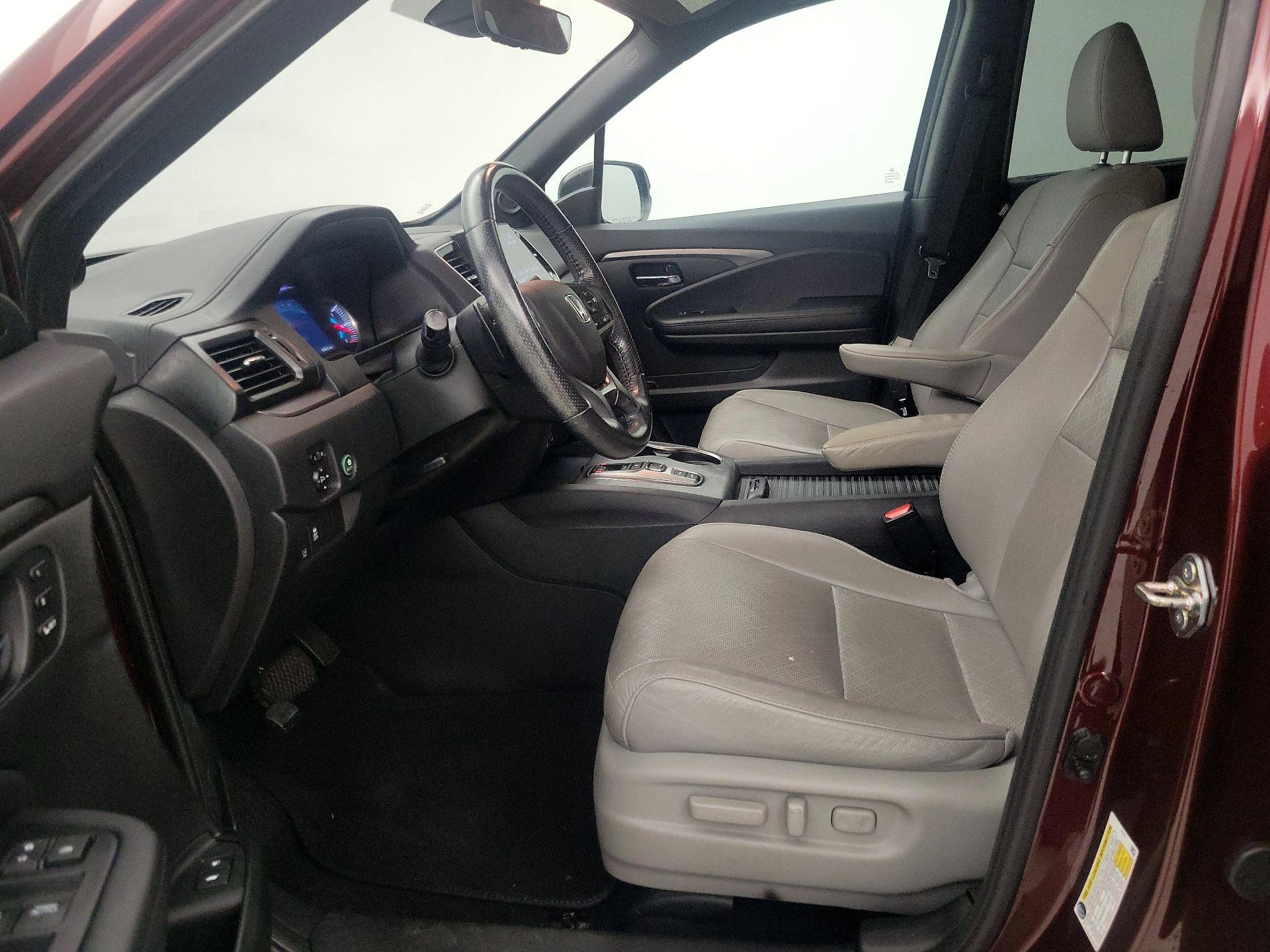 Thumbnail: 2019 Honda Passport - 11