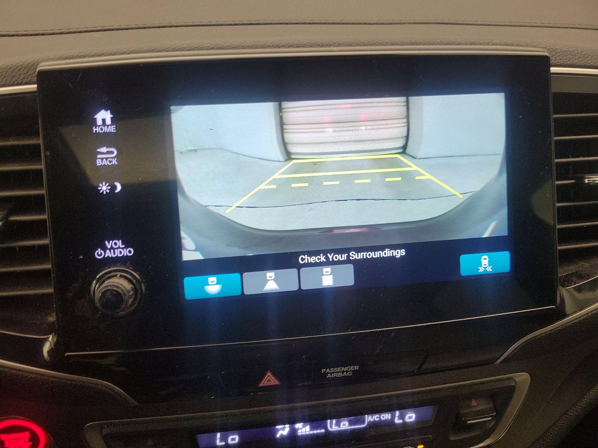 Thumbnail: 2019 Honda Passport - 14