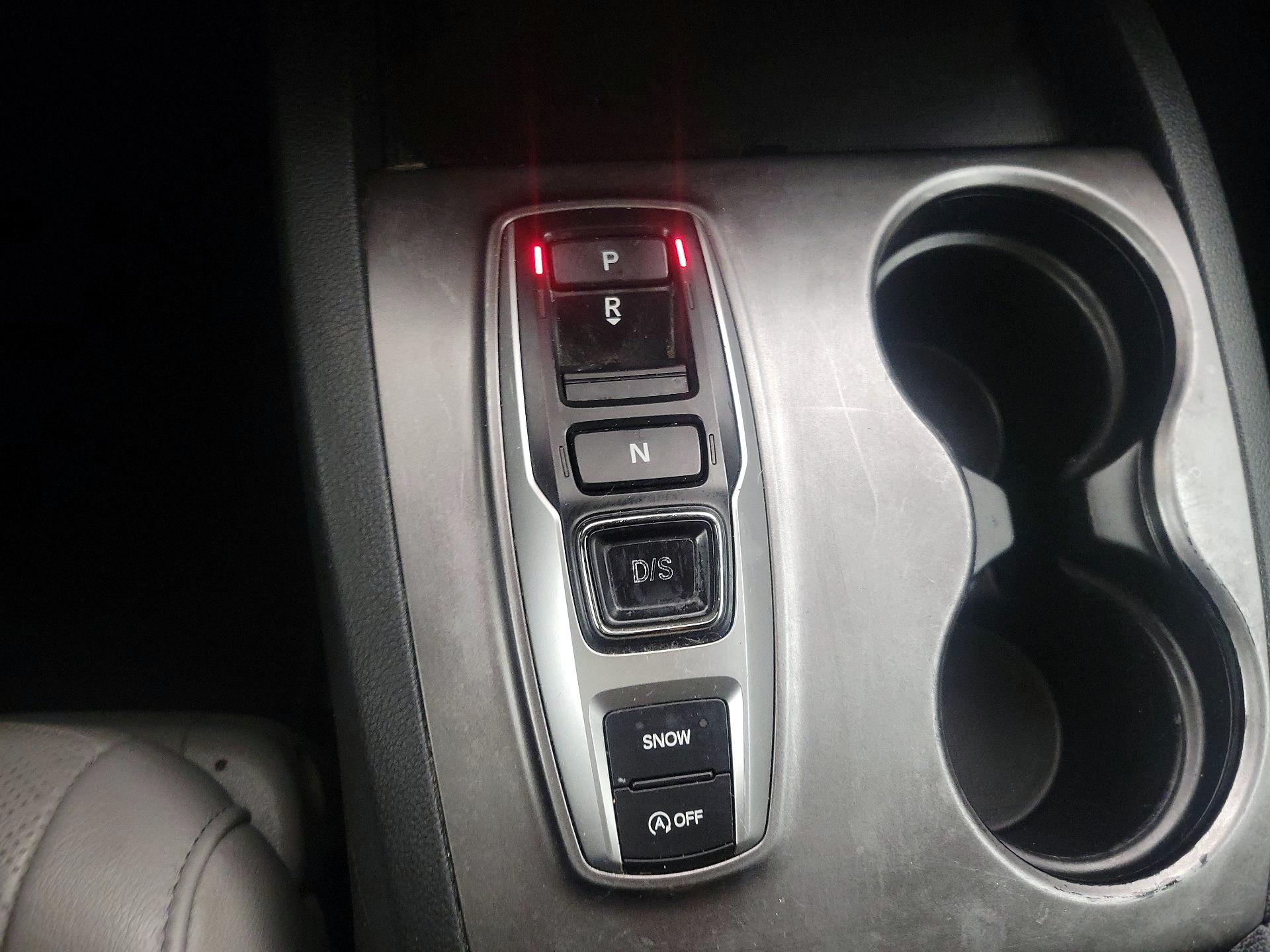 Thumbnail: 2019 Honda Passport - 17