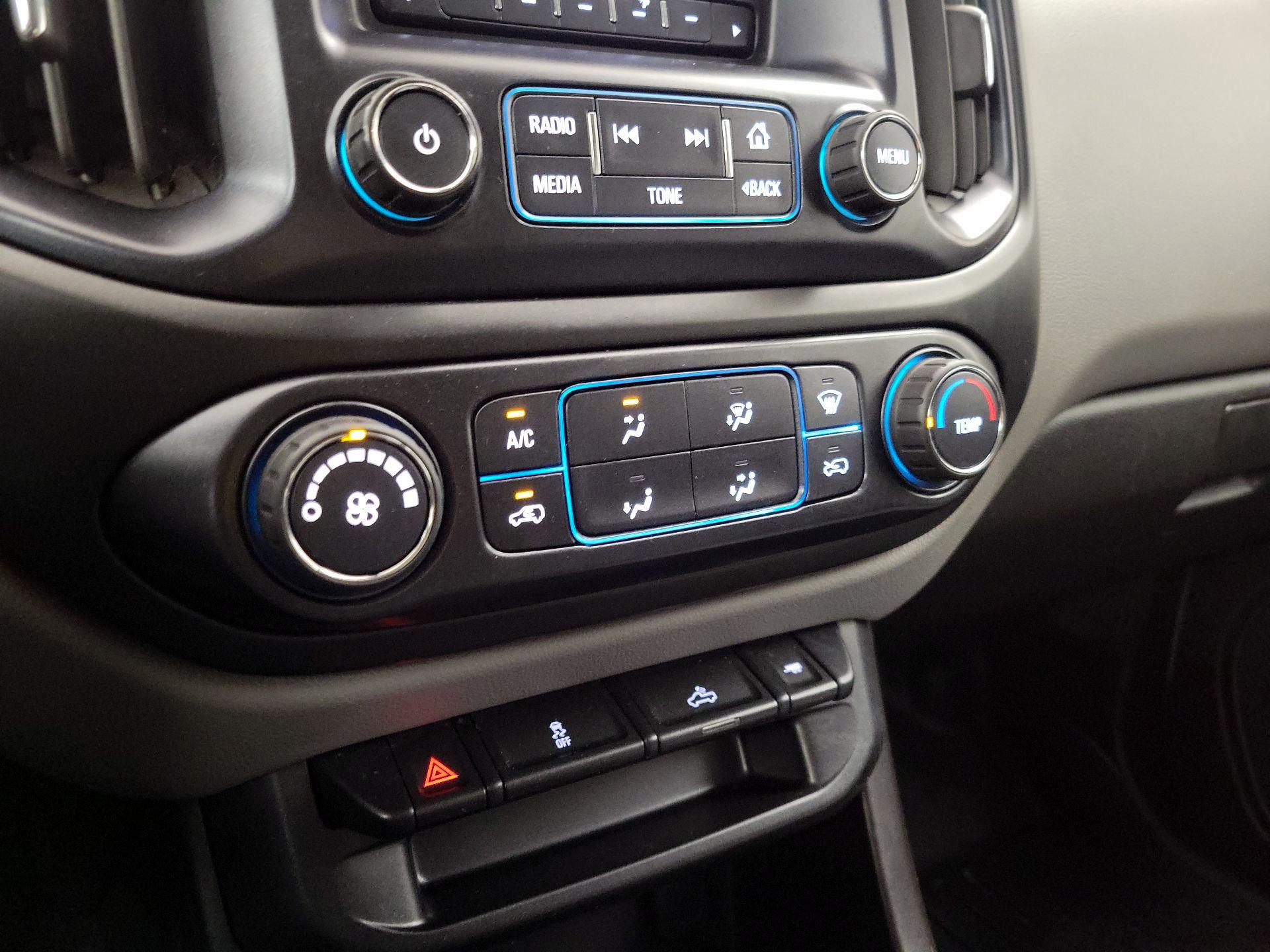 Thumbnail: 2016 Chevrolet Colorado - 16