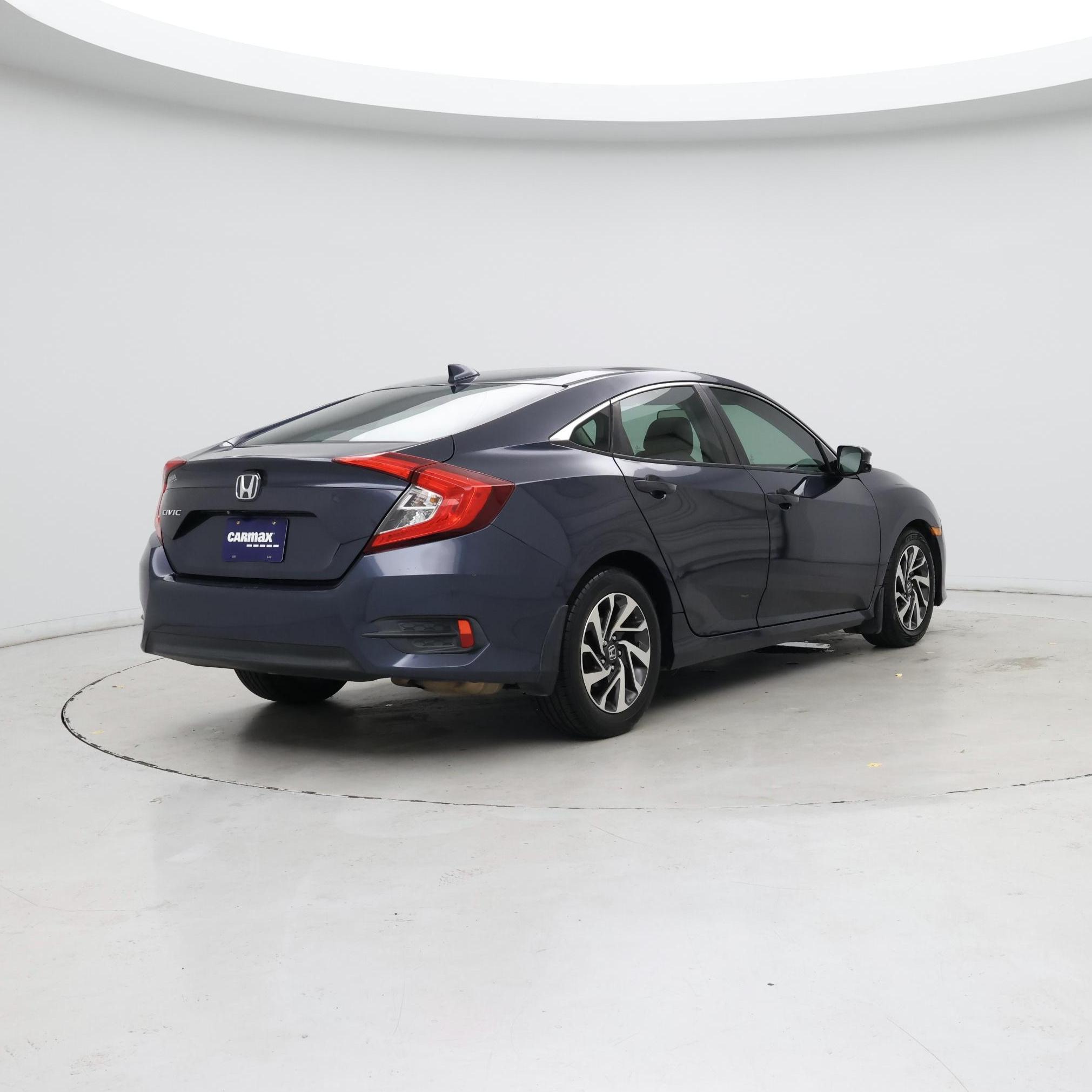 Thumbnail: 2017 Honda Civic - 8