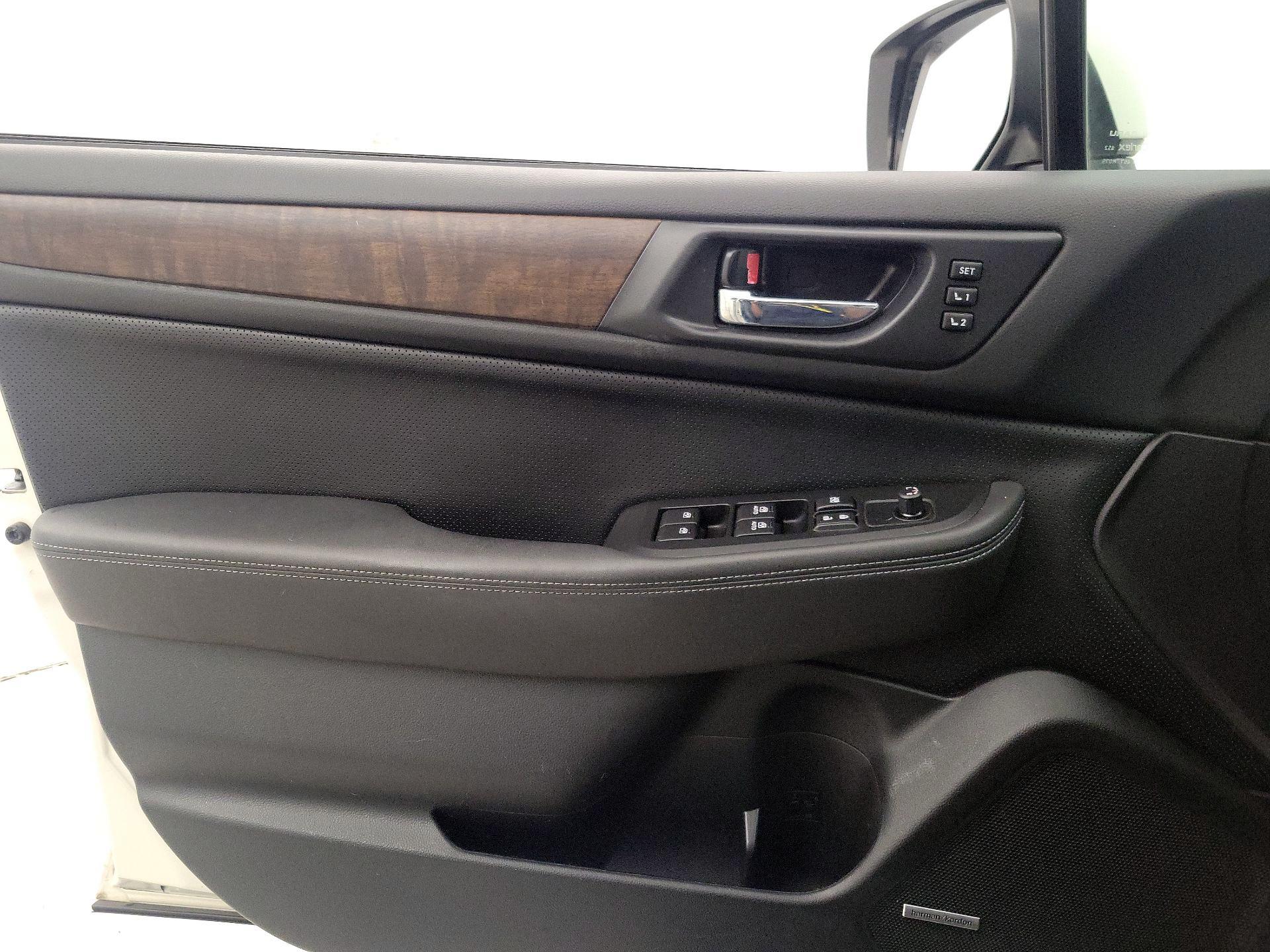 Thumbnail: 2016 Subaru Outback - 12