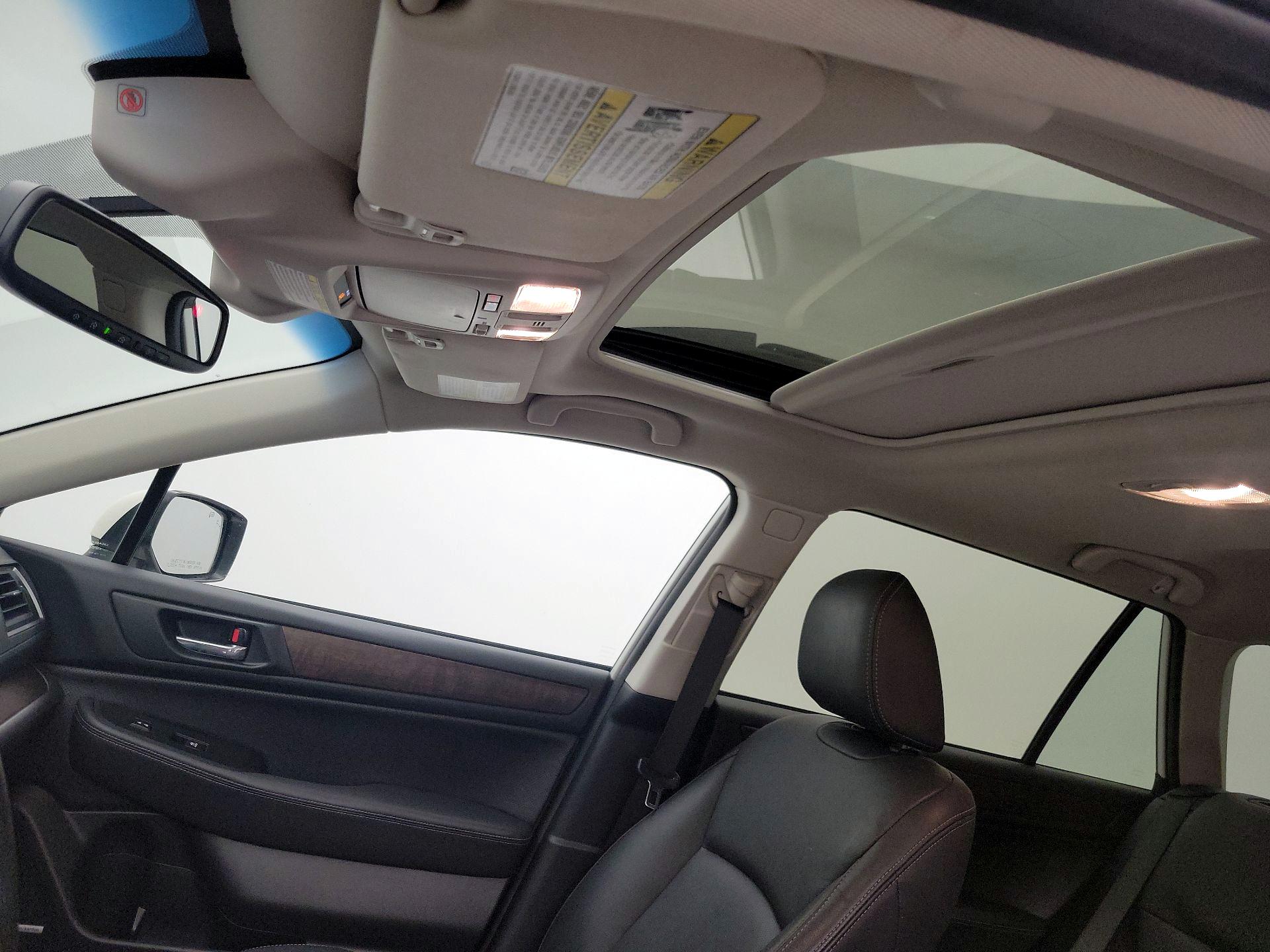 Thumbnail: 2016 Subaru Outback - 20