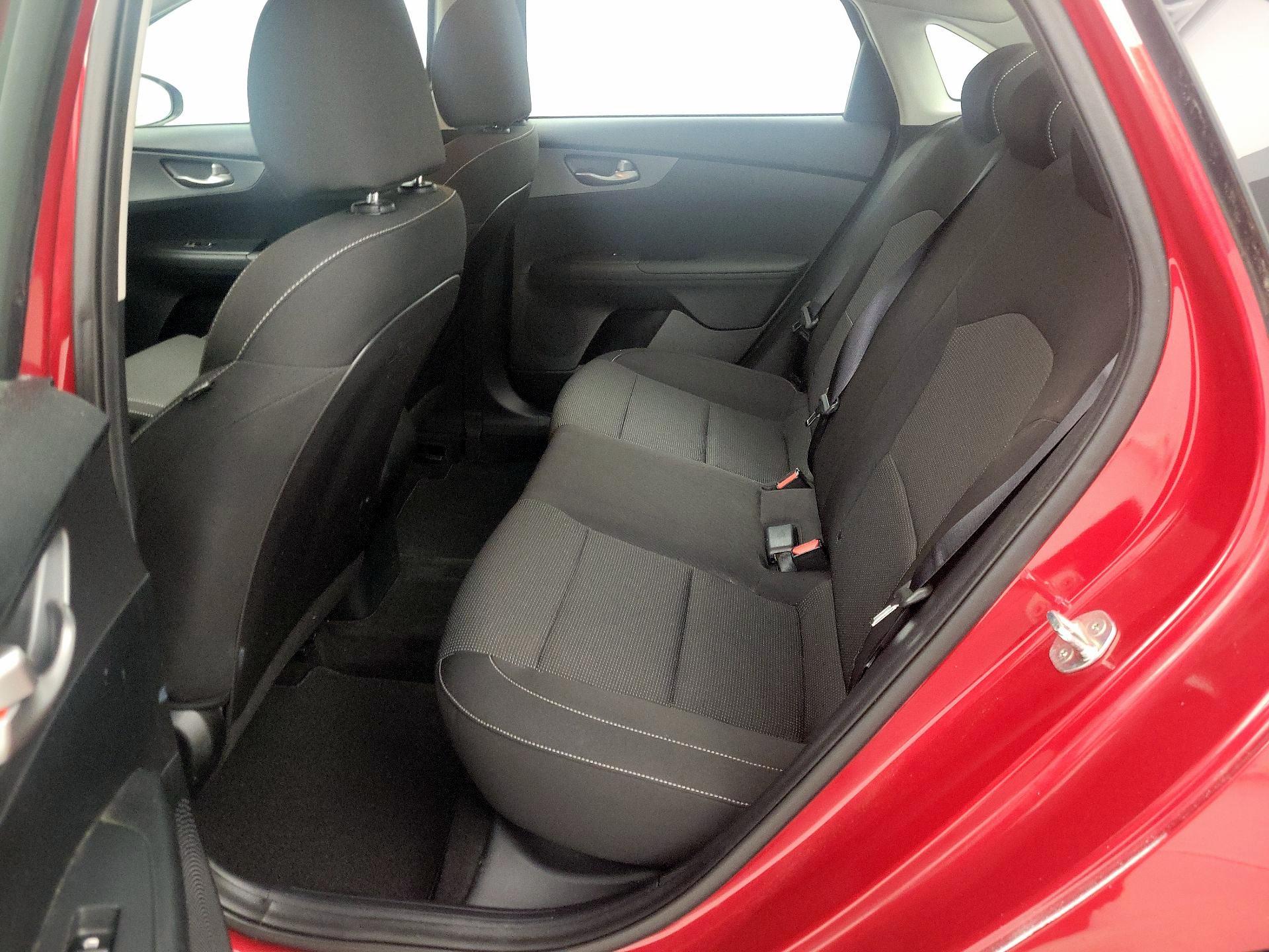Thumbnail: 2020 Kia Forte - 18