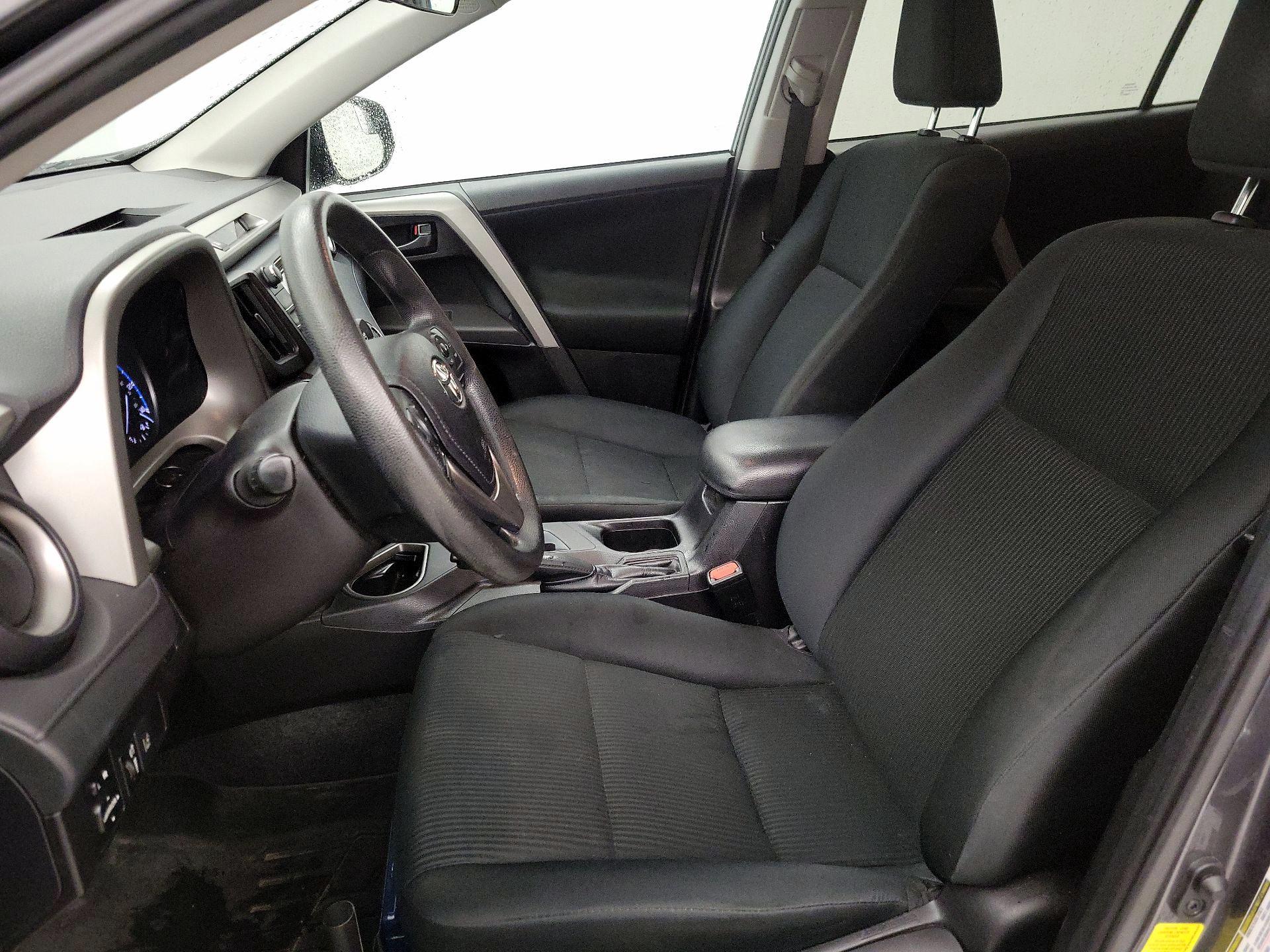 Thumbnail: 2017 Toyota RAV4 - 11
