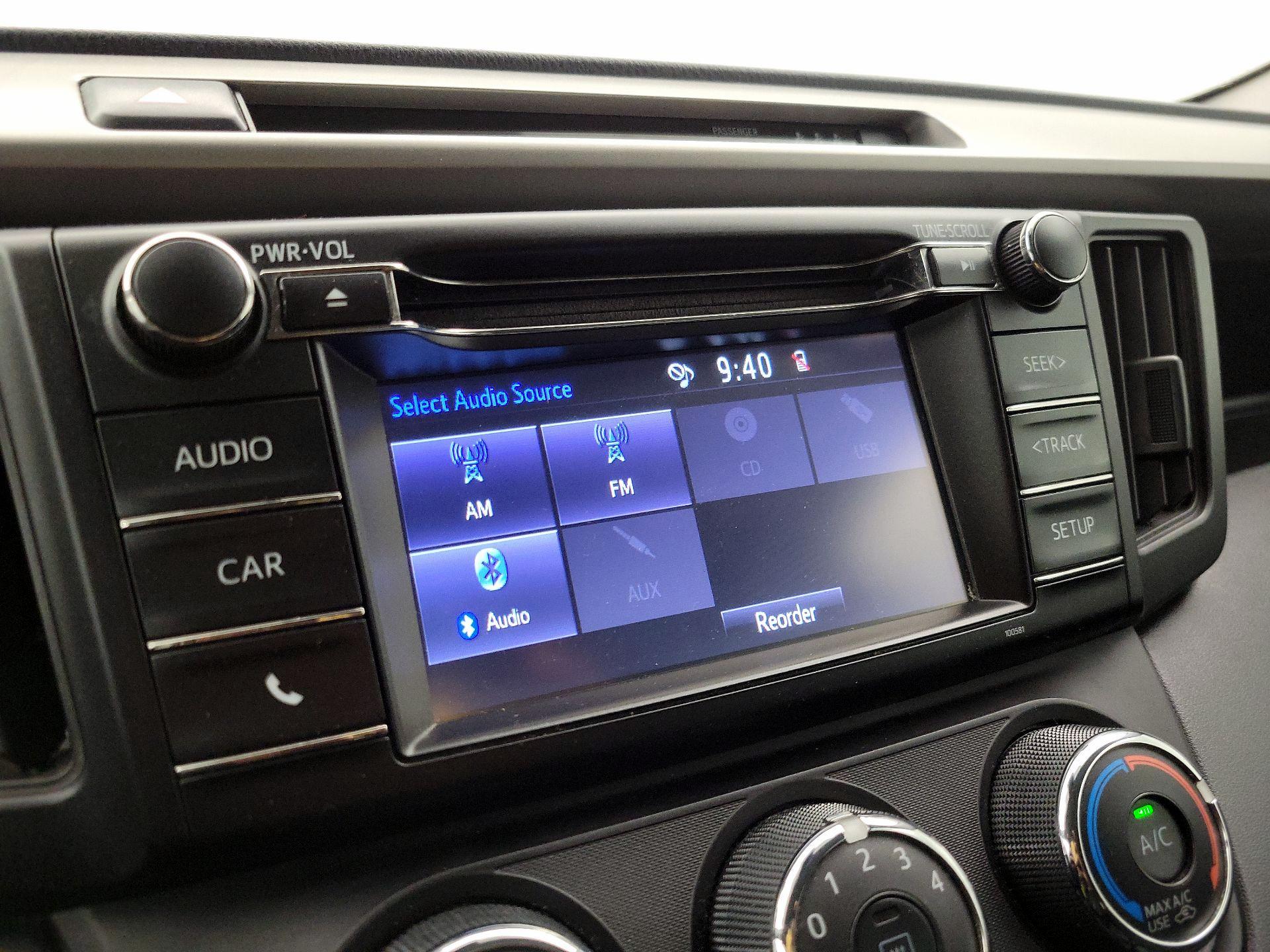Thumbnail: 2017 Toyota RAV4 - 15