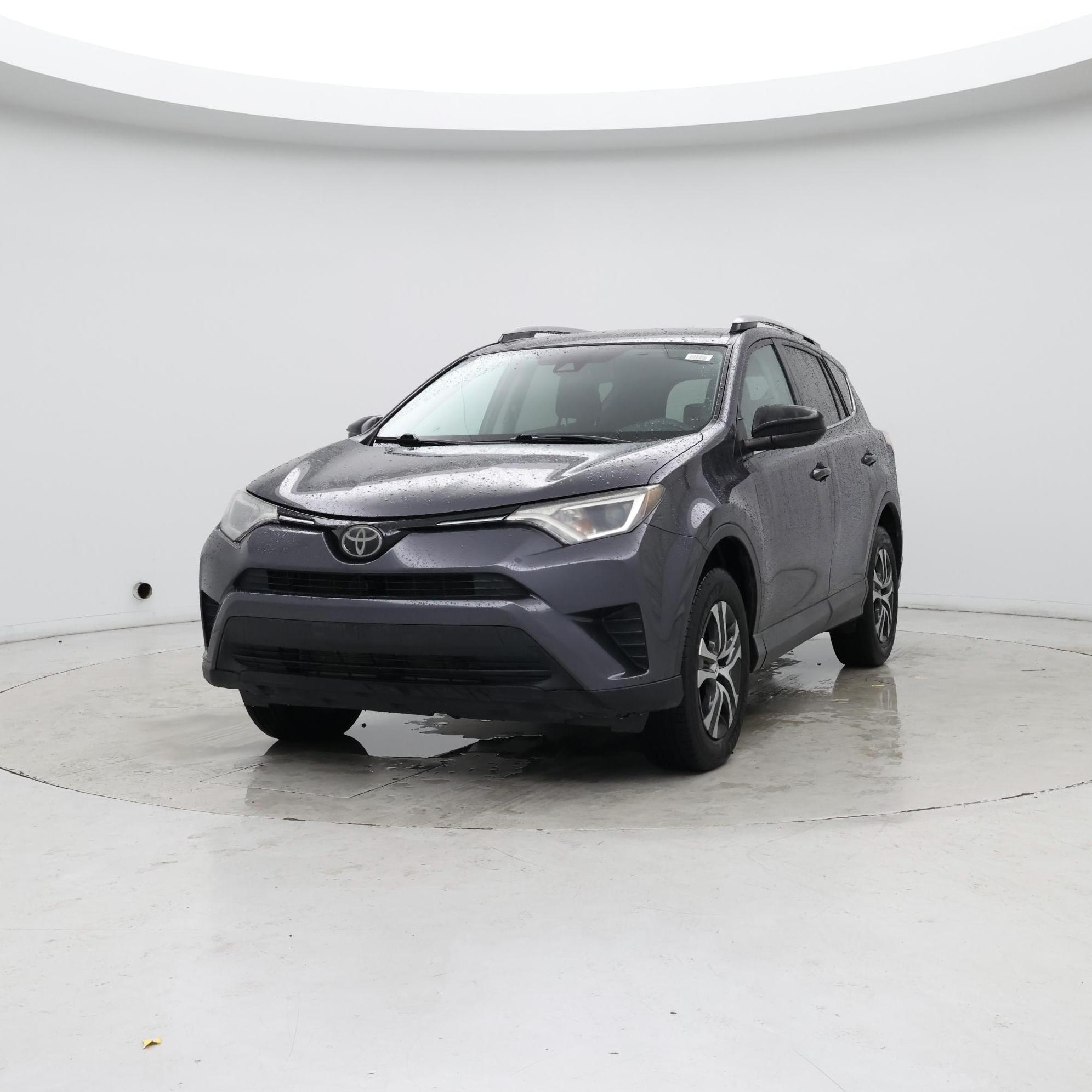 Thumbnail: 2017 Toyota RAV4 - 4