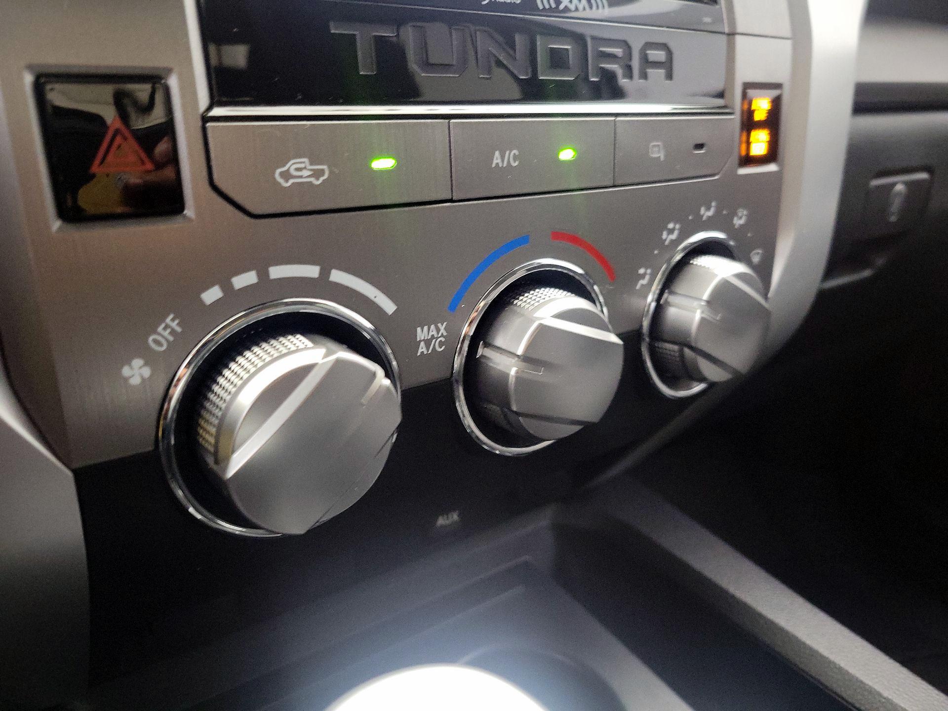 Thumbnail: 2014 Toyota Tundra - 16