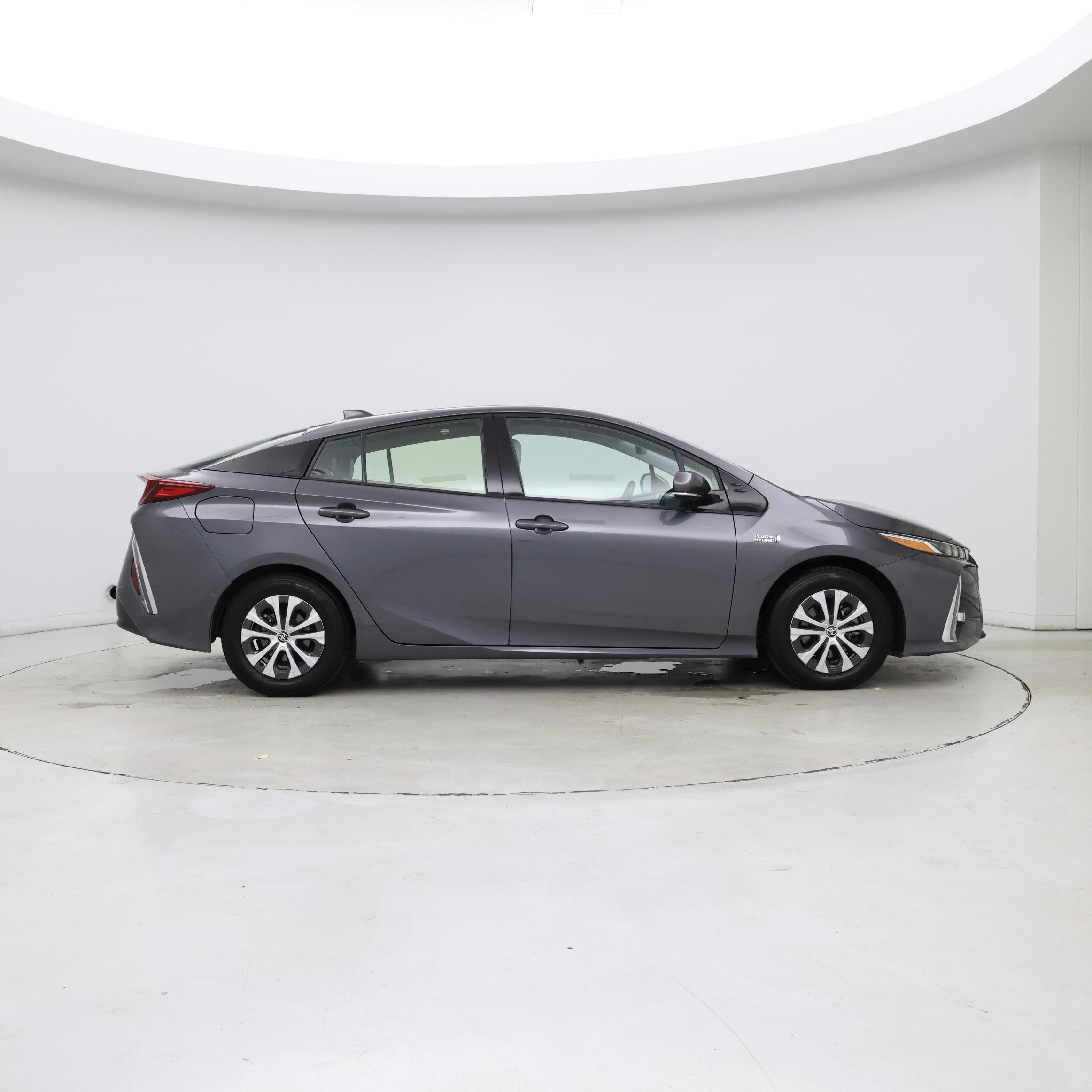 Thumbnail: 2020 Toyota Prius Prime - 7