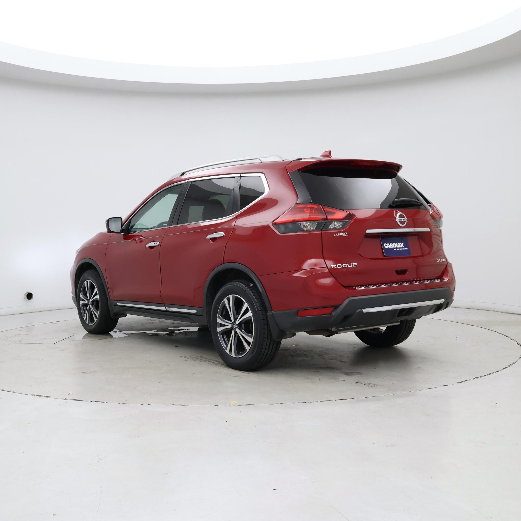 Thumbnail: 2017 Nissan Rogue - 2